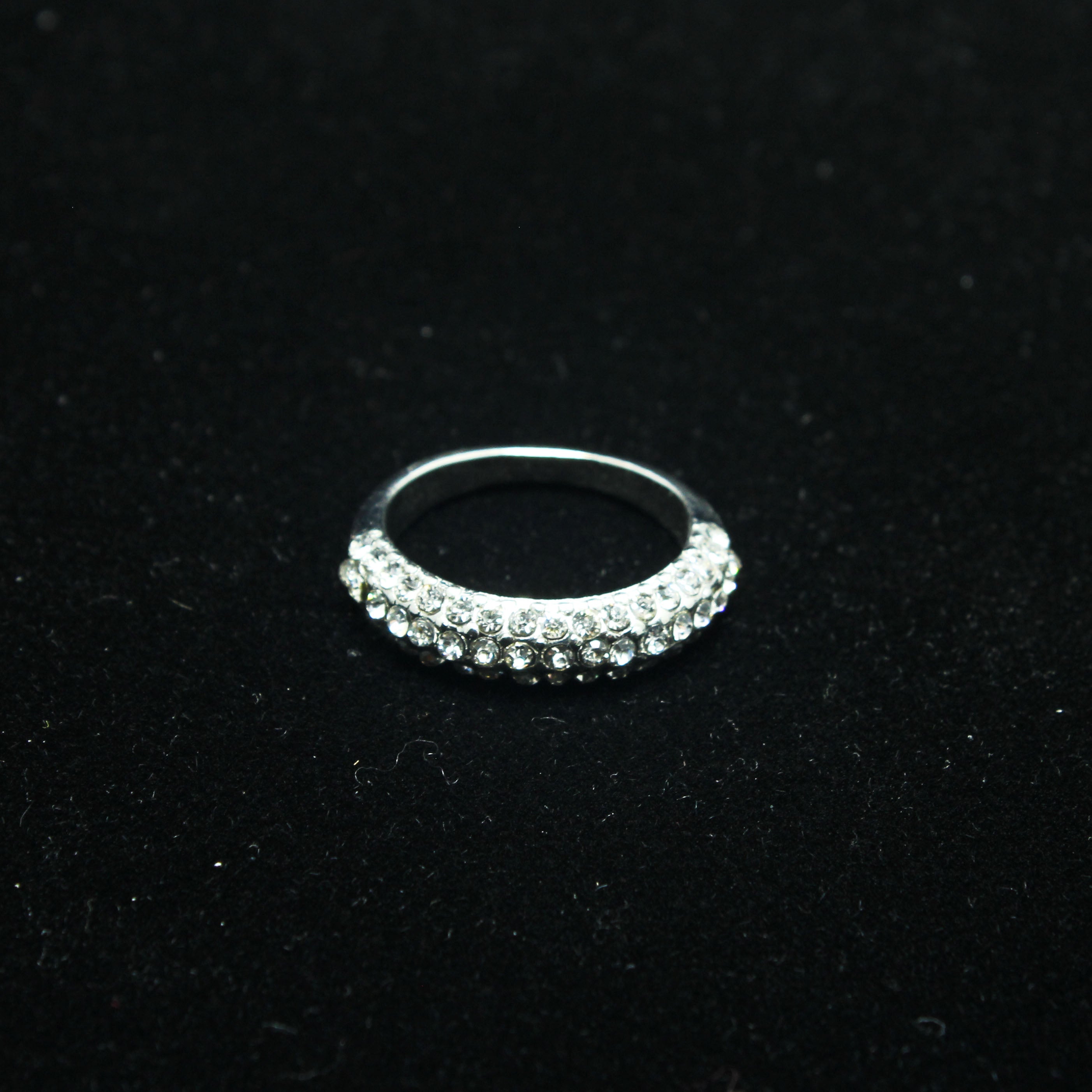 Elegant Crystal Stud Silver Ring for Women - Dainty & Sparkling Jewelry for Everyday Wear, Parties & Special Occasions