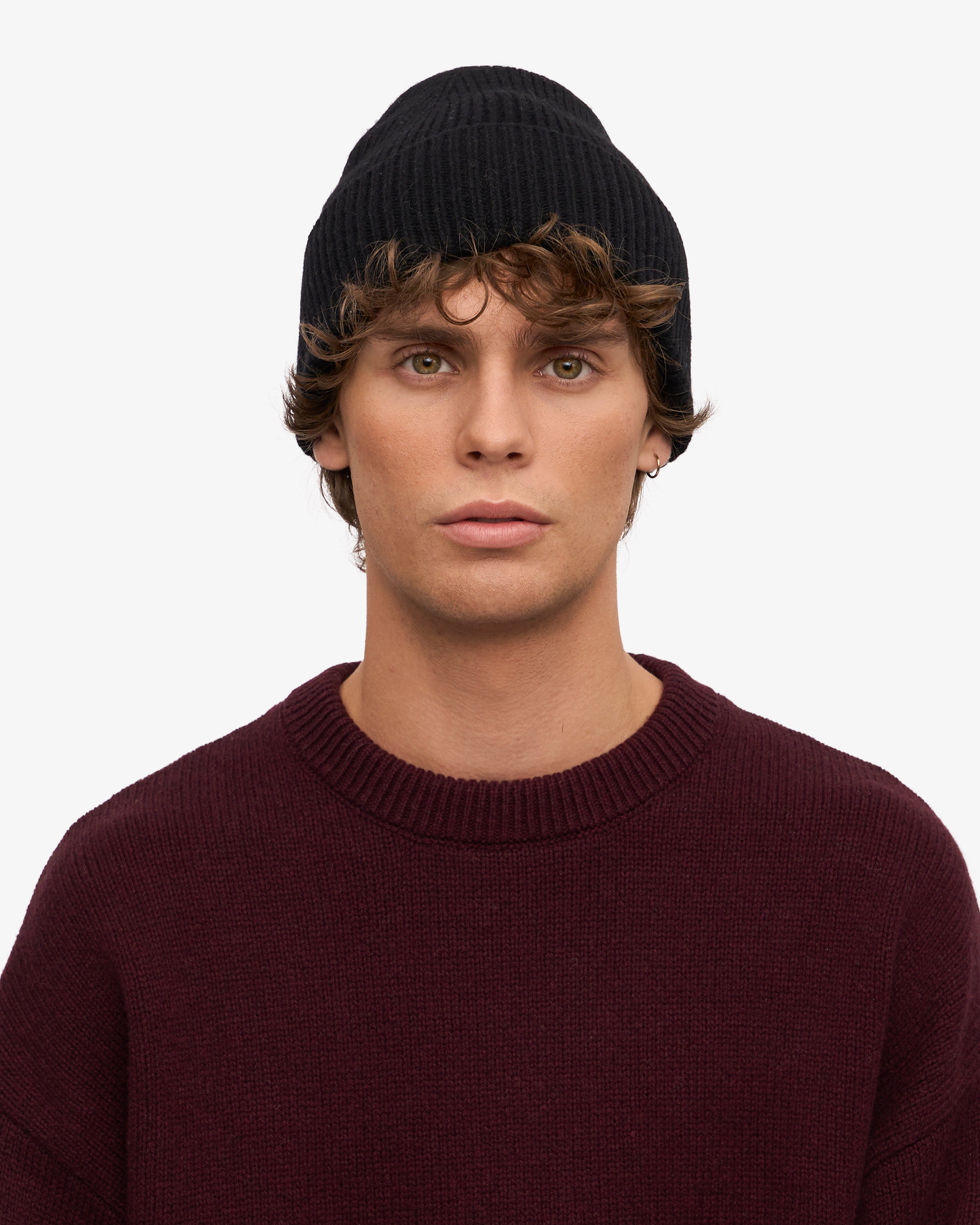 Premium Merino Wool Beanie for Men & Women - Ultra Soft Warm Winter Hat - Deep Black - Perfect for Skiing, Hiking & Outdoor Activities
