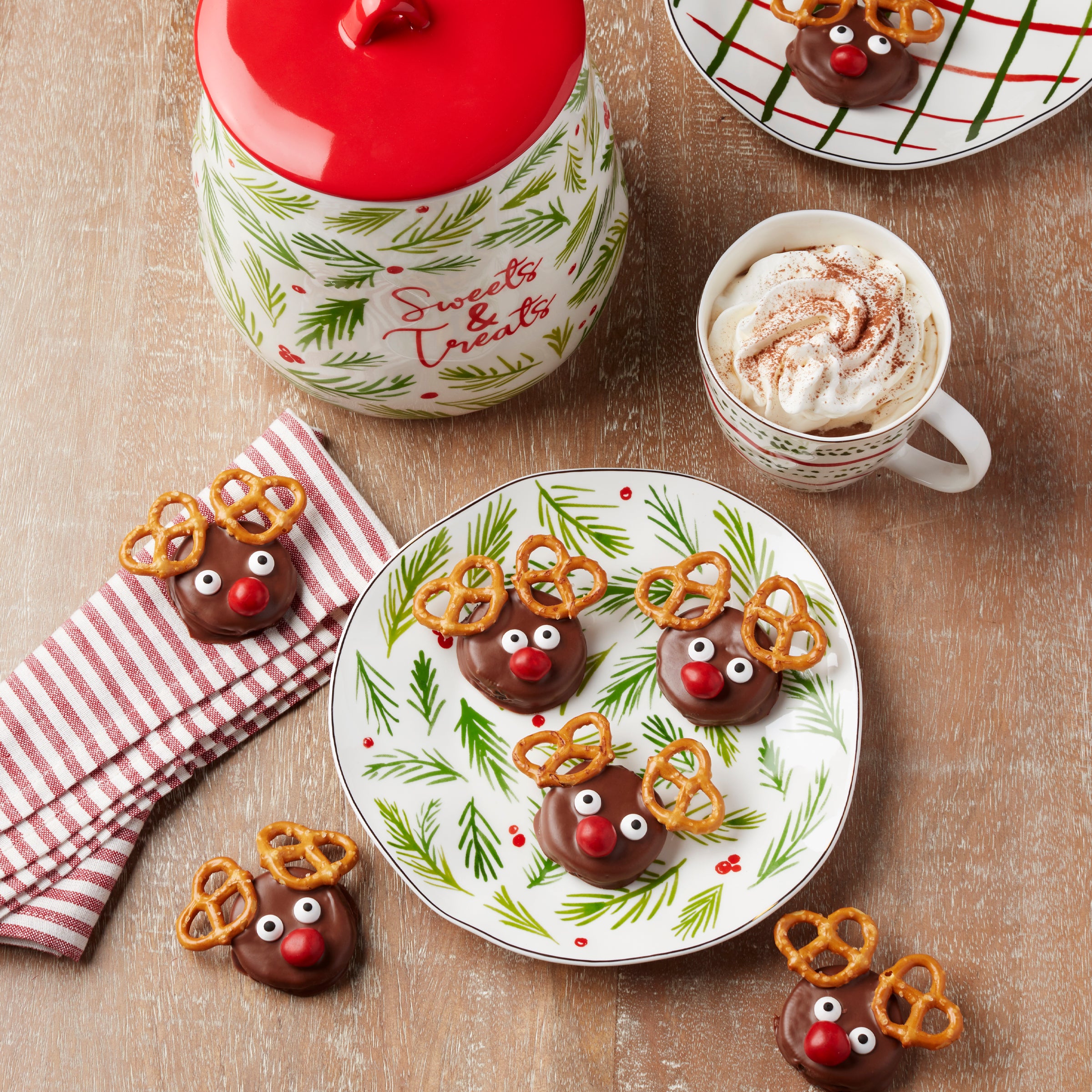 Bayberry 12-Piece Dessert Plate Set - Elegant Porcelain Dinnerware for Parties, Tea Time & Home Decor