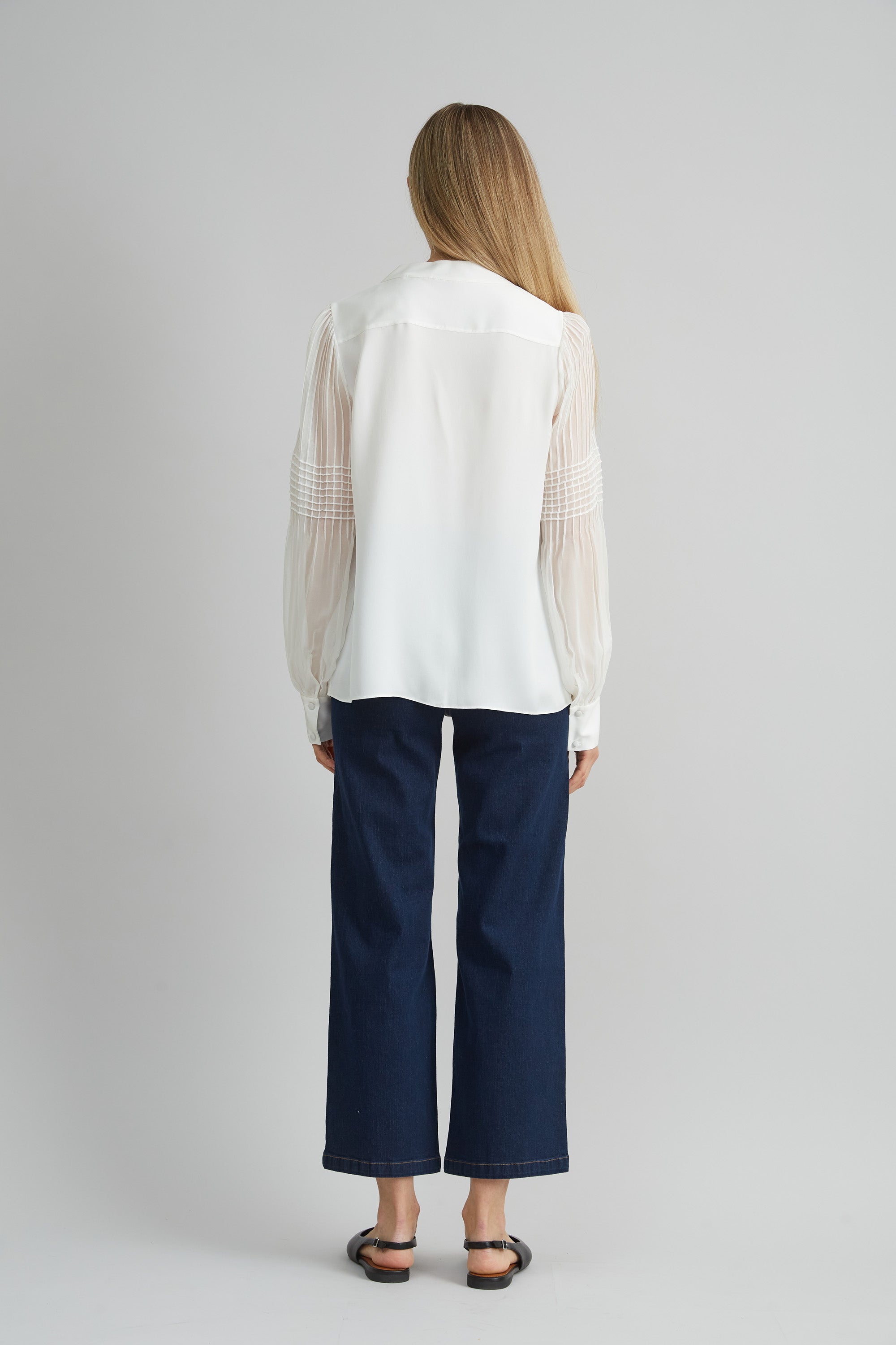 Elegant Chiffon Button Down Shirt for Women - Flowy Blouse with Long Sleeves & Front Buttons - Perfect for Office Wear, Date Night & Casual Outfits
