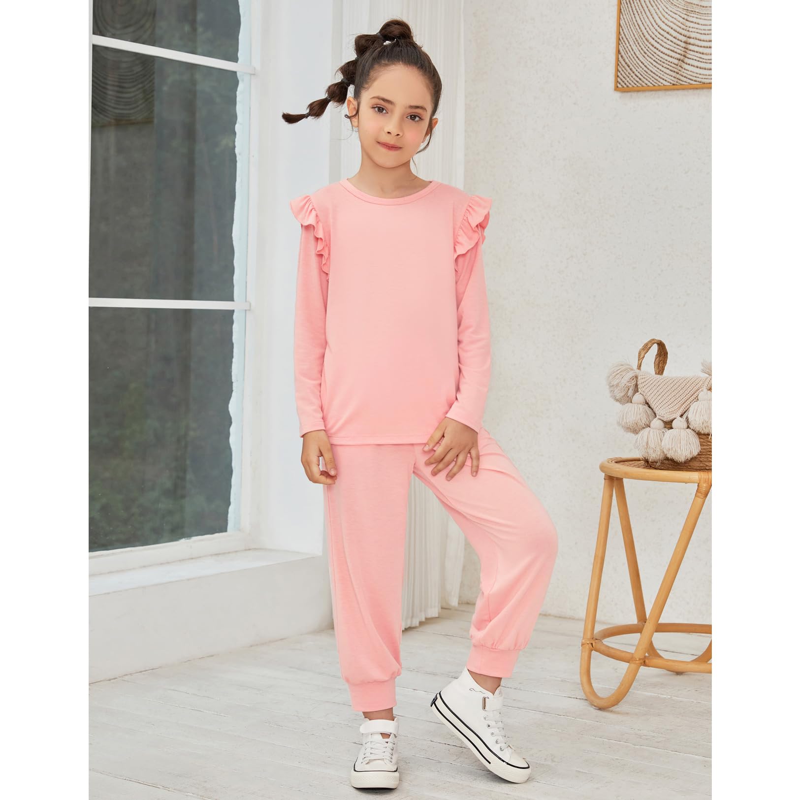 QPANCY Girls 2 Piece Outfits - Stylish Ruffle Pullover Sweatshirt & Sweatpants Tracksuit Set for Kids | Cute Casual Wear for School, Playdates & Family Outings