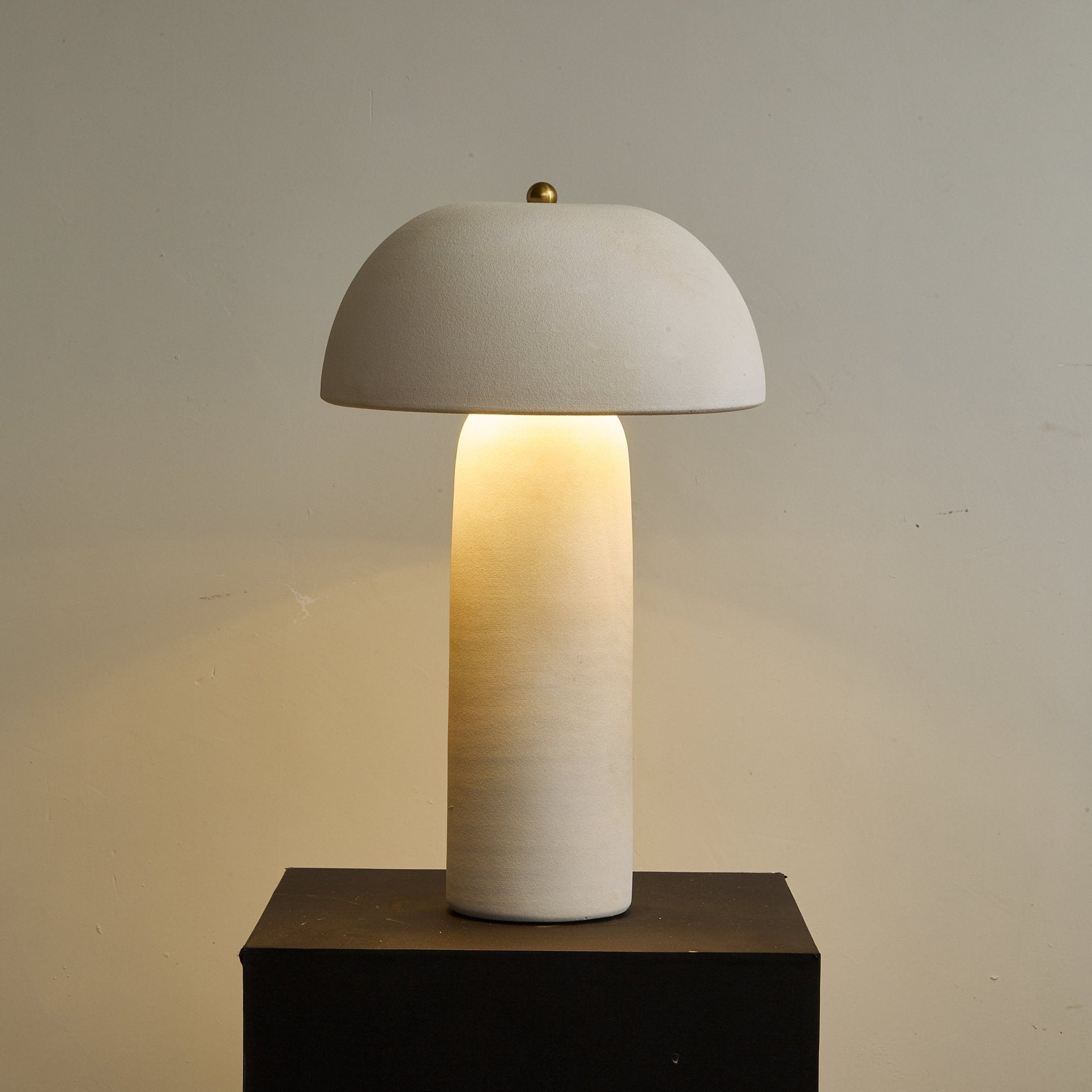 Fungi Glow Table Lamp - Modern Mushroom Night Light for Bedroom, Nursery & Decor | Warm LED Mood Lighting for Relaxation & Sleep