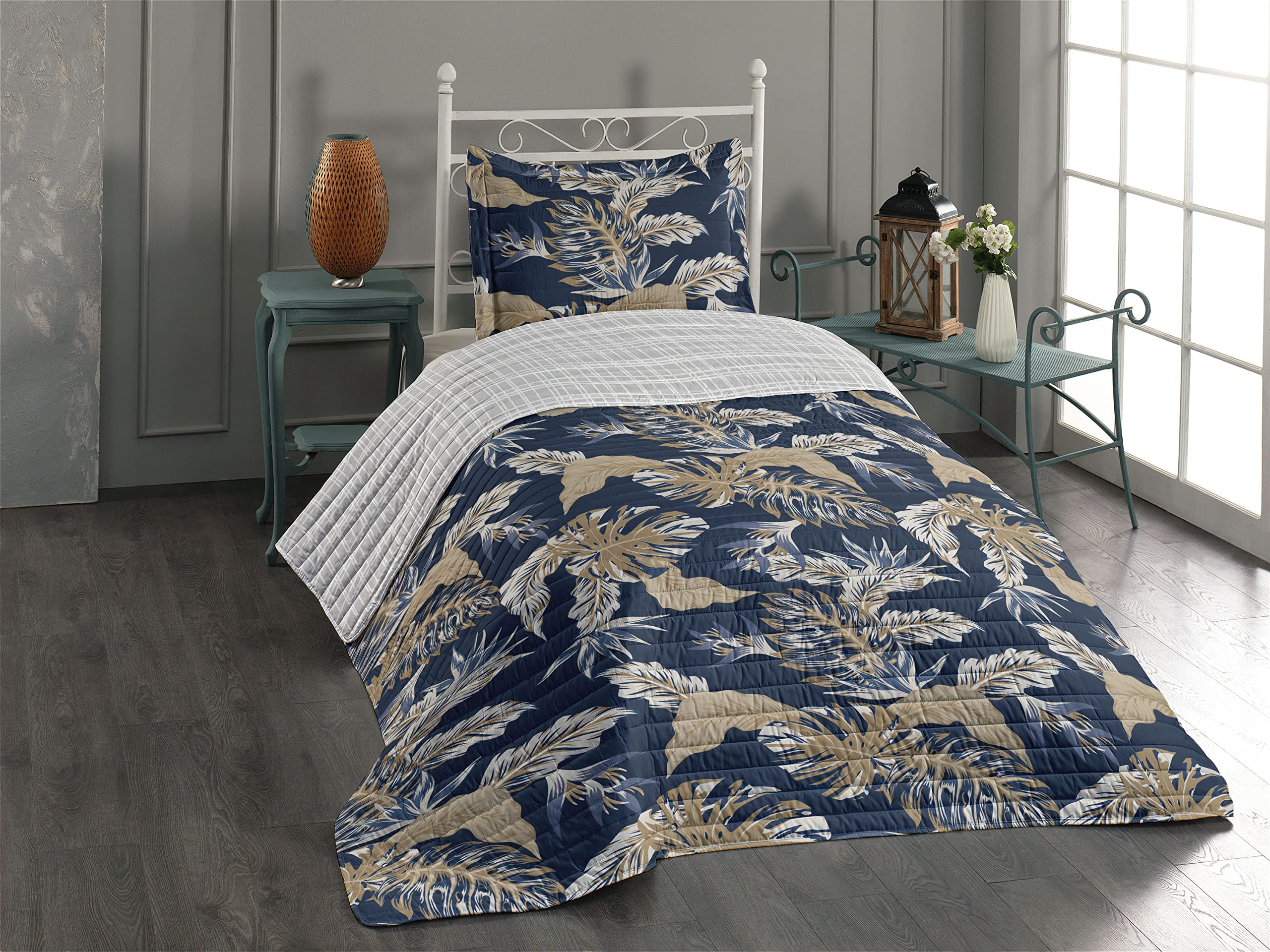 Ambesonne Tropical Reversible Bedspread Set - Exotic Rainforest Leaves Pattern, Microfiber Comforter & Pillow Shams, Twin Size, Dark Night Blue - Perfect for Jungle Theme Bedroom Decor & Boho Chic Home Styling