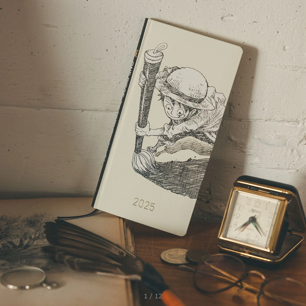 Hobonichi Techo 2025 ONE PIECE Planner - Straw Hat Luffy Ivory Hardcover Weekly Journal (English Edition) | January Start, Monday Format | Perfect for Anime Fans, Students & Office Organization