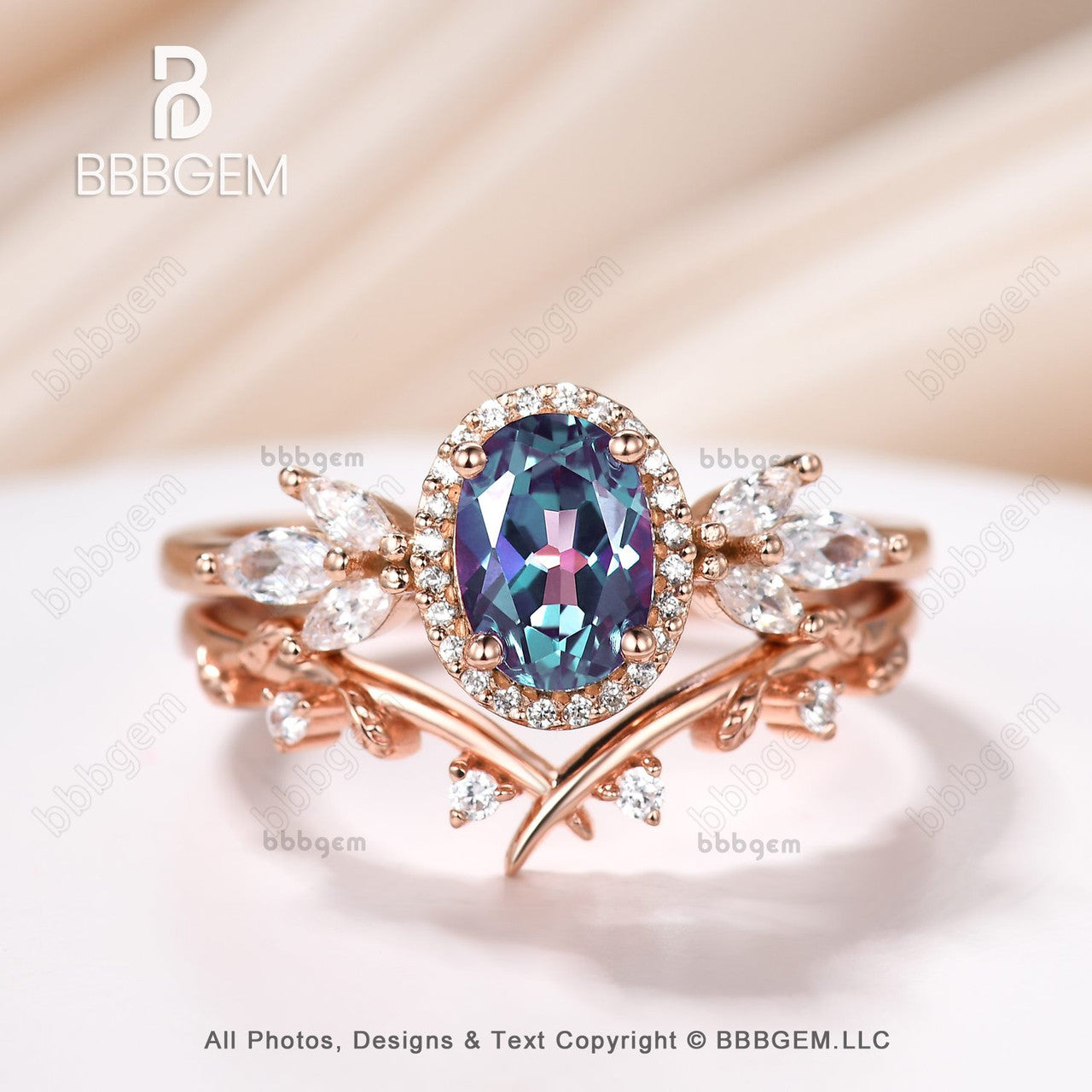 Exquisite Oval Halo Alexandrite & Marquise Moissanite Engagement Ring Set with Leaf Side Stones | Perfect for Proposals, Anniversaries & Special Occasions