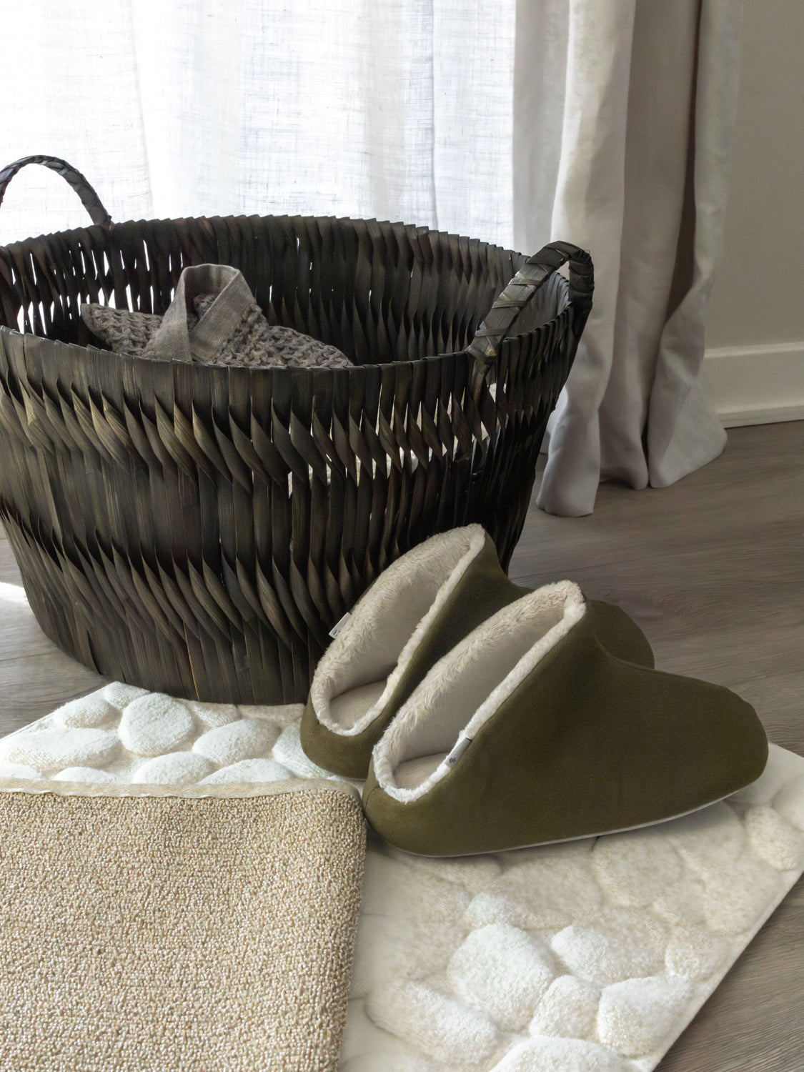 ABE Lined Room Bootie - Cozy Indoor Slippers for Women & Men with Non-Slip Sole - Perfect for Home, Office, and Relaxation