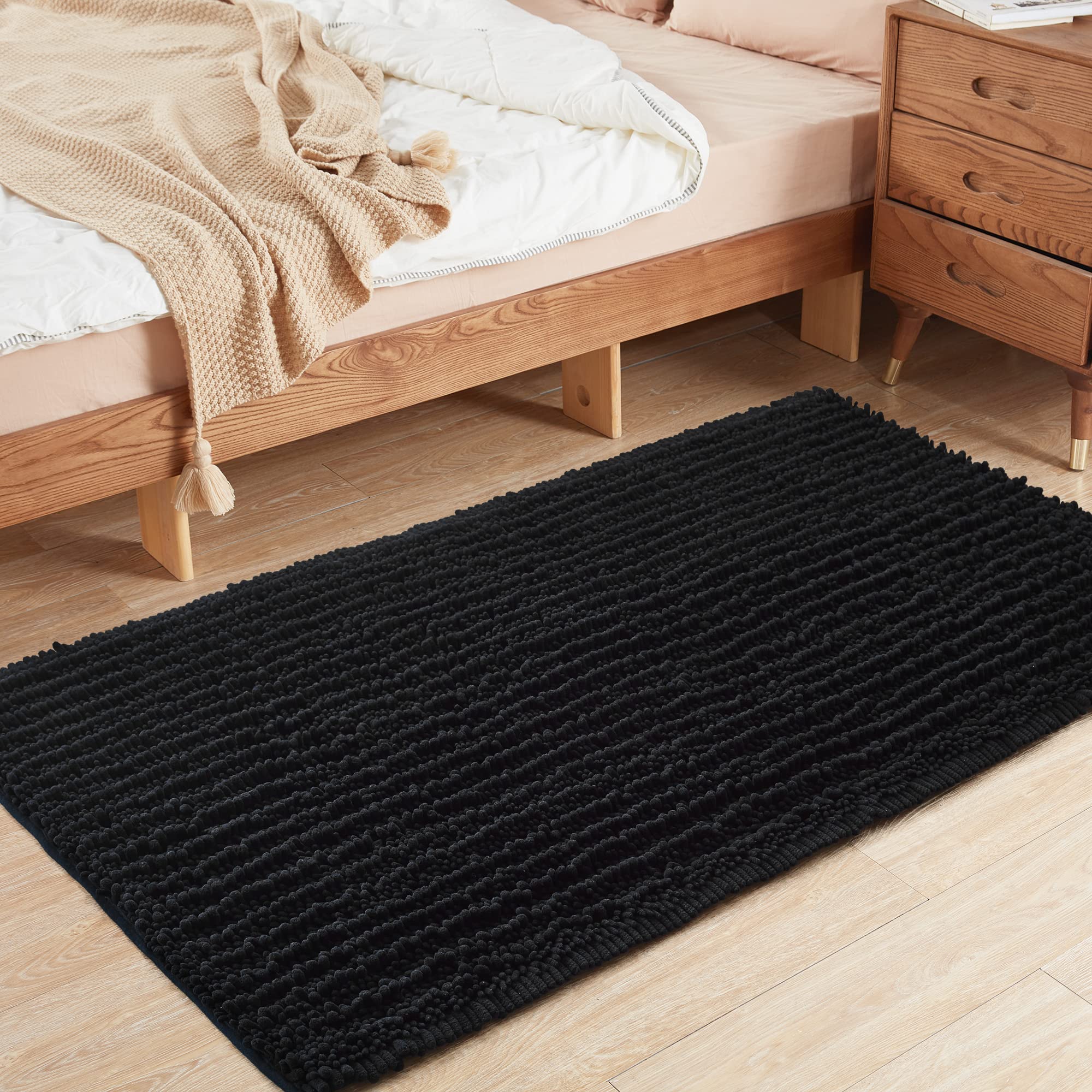 FLOLEOPA Soft Plush Microfiber Bathroom Rugs - Super Absorbent Non-Slip Machine Washable Bath Mats for Tub, Shower & Floor (31x59 Inches, Black) | Perfect for Bathroom Safety & Comfort, Quick-Drying Floor Mat for Wet Areas