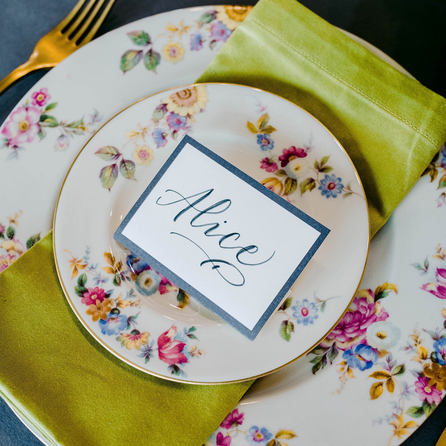 Elegant Gray Place Card Holders - Wedding, Party, and Event Table Setting Essentials for Name Cards and Seating Arrangements
