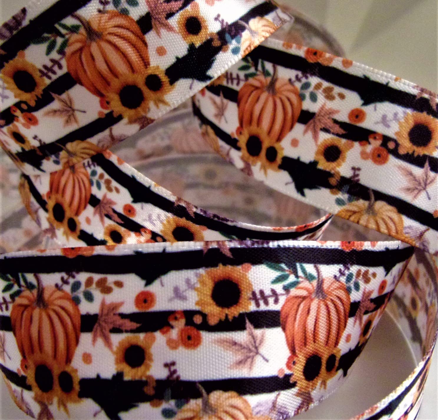 7/8 Inch Wide Satin Printed Ribbon with Pumpkin & Sunflower Design - 10 Yards for Halloween Hair Bows, DIY Crafts, Gift Wrapping & Home Decor