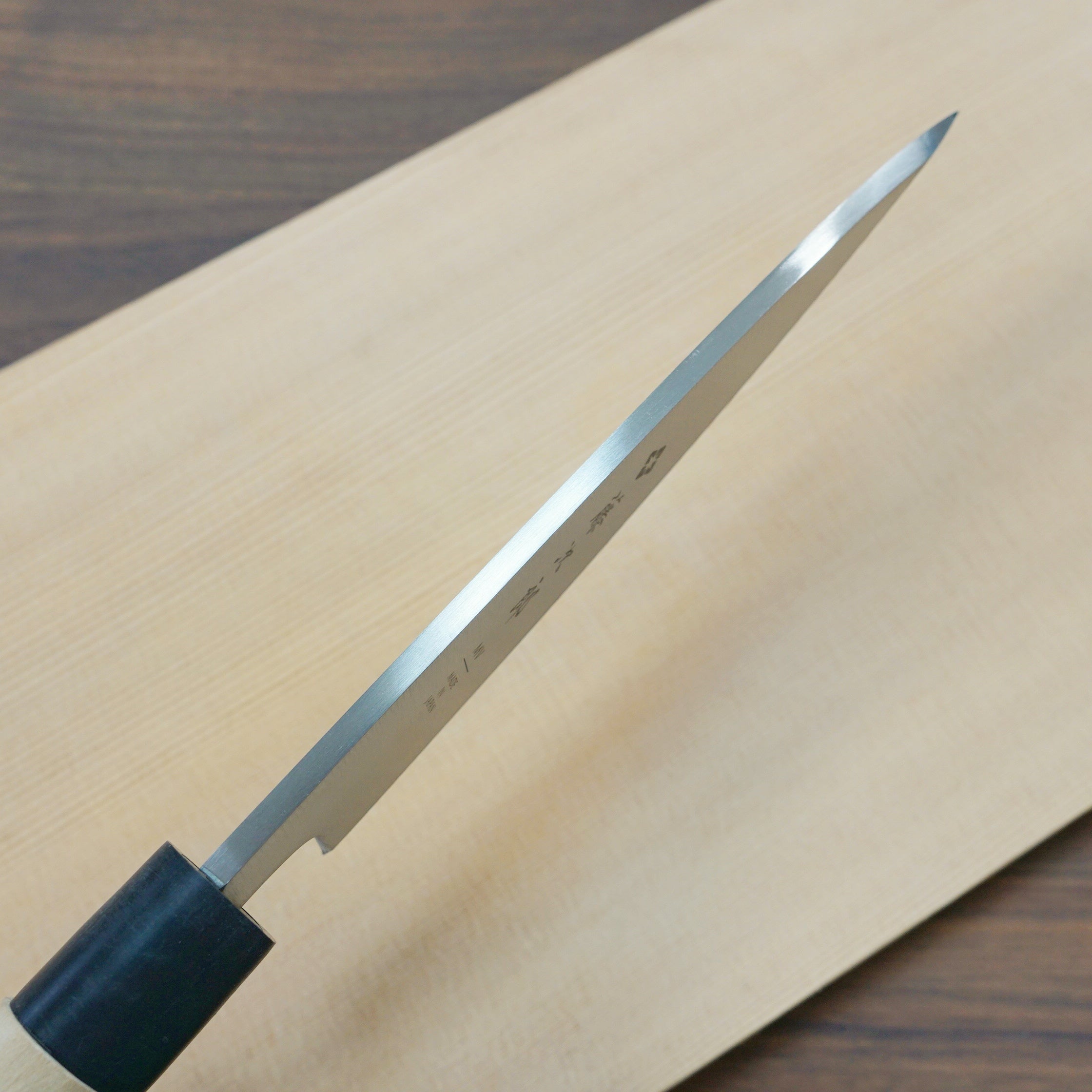 Tojiro 180mm Molybdenum Vanadium Steel Deba Knife - High Carbon F-1055 Japanese Chef Knife for Sushi, Fish Filleting & Precision Cutting