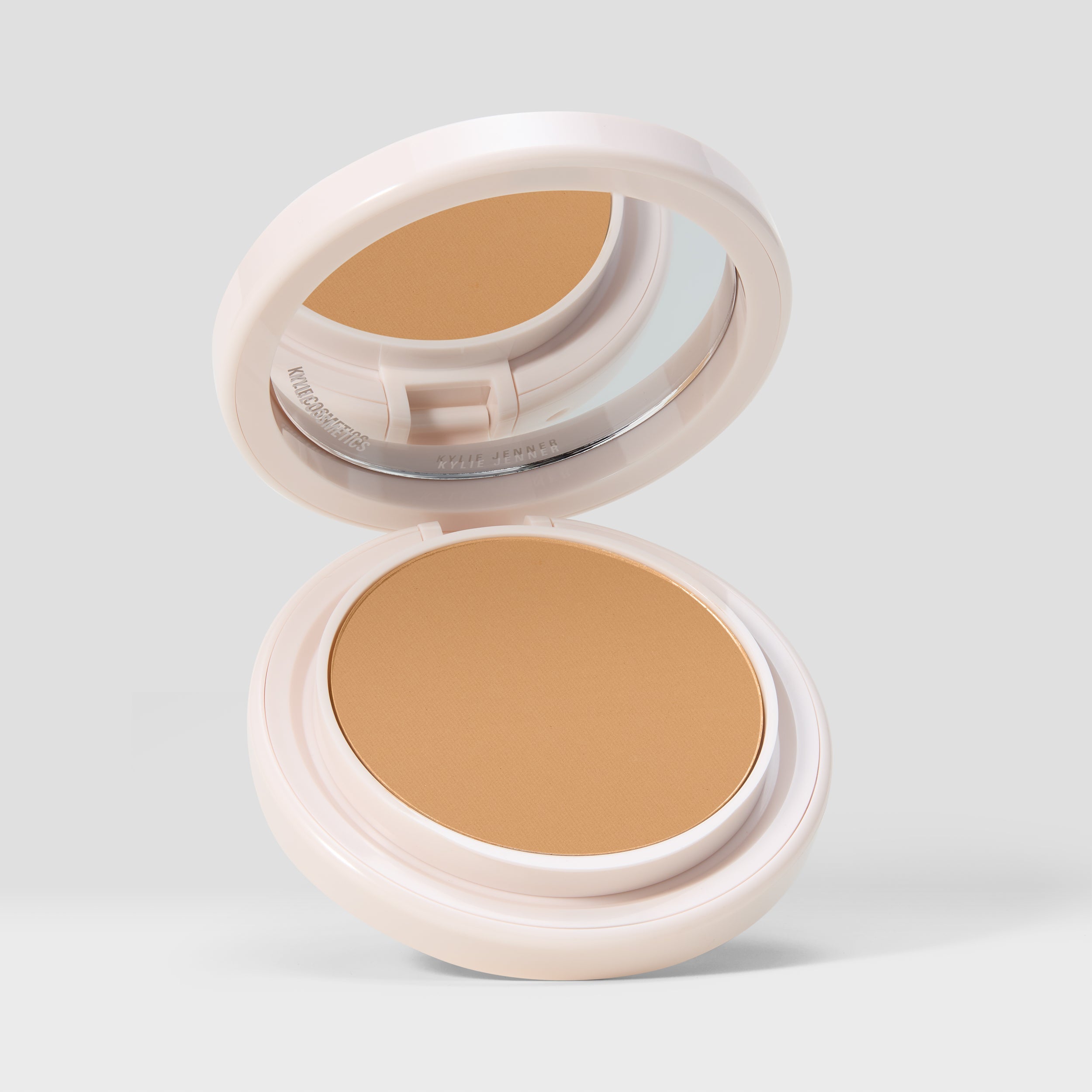 Natural Blur Powder Foundation - Oil-Free, Lightweight & Long-Lasting for Flawless Matte Finish | Perfect for Everyday Wear & Touch-Ups On-The-Go