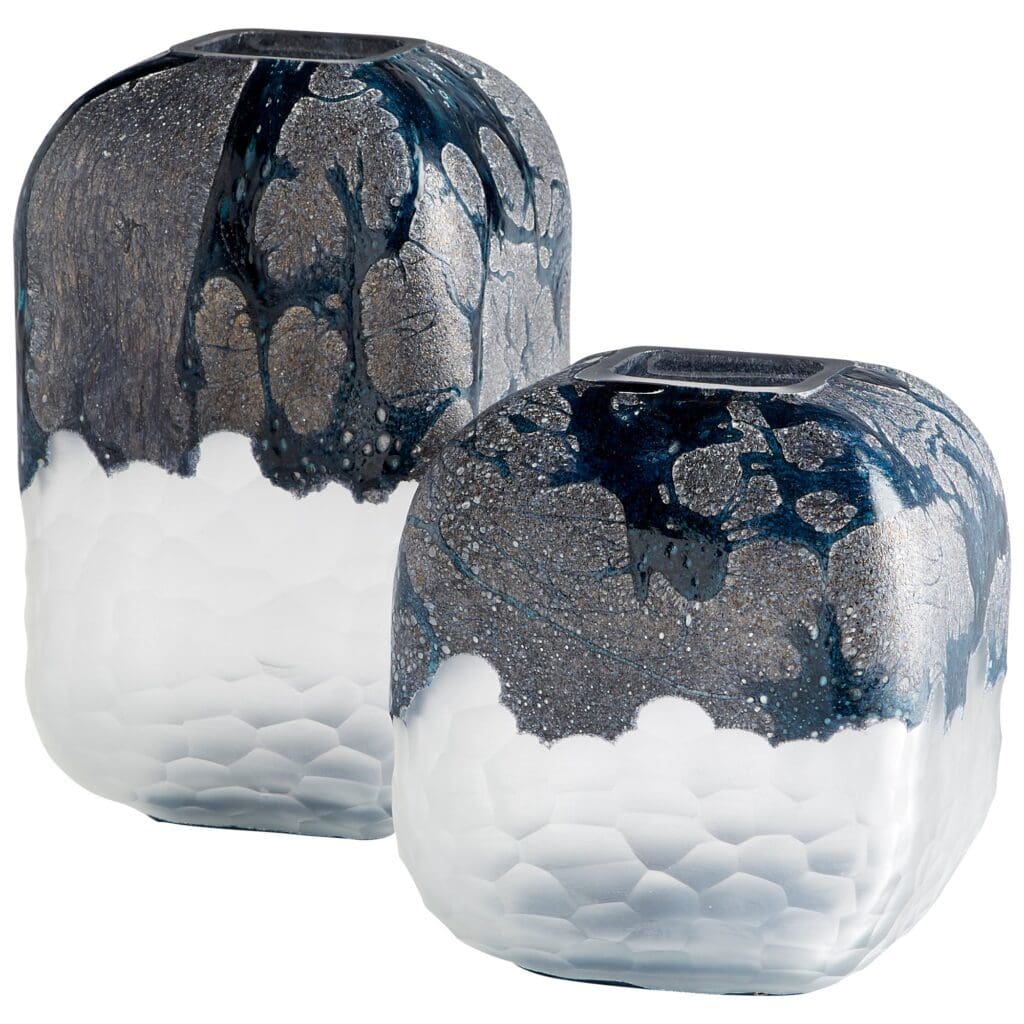 Cyan Design 10899 Bosco Vase - Large Blue and White Ceramic Vase for Home Decor, Wedding Centerpiece & Living Room Table Decor