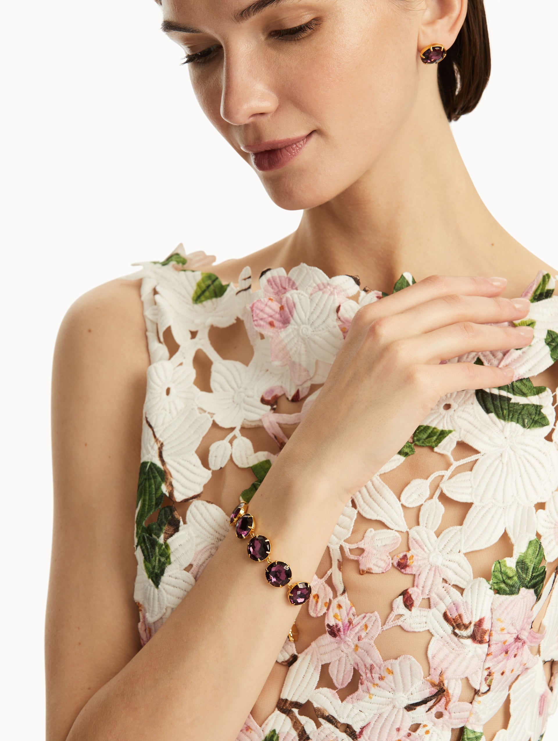 Elegant Classic Crystal Bracelet for Women - Sparkling Fashion Jewelry Gift for Wedding, Party & Everyday Wear