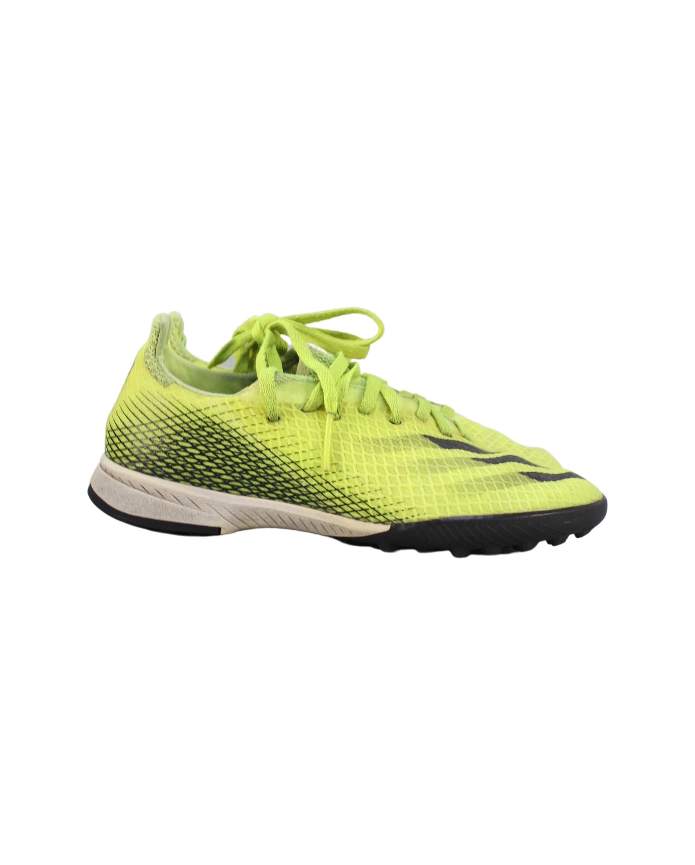 Adidas Soccer Cleats for Kids - Youth Sizes 9Y & 10Y (EU34) - Lightweight Football Shoes for Boys & Girls - Perfect for Training, Matches & Outdoor Sports