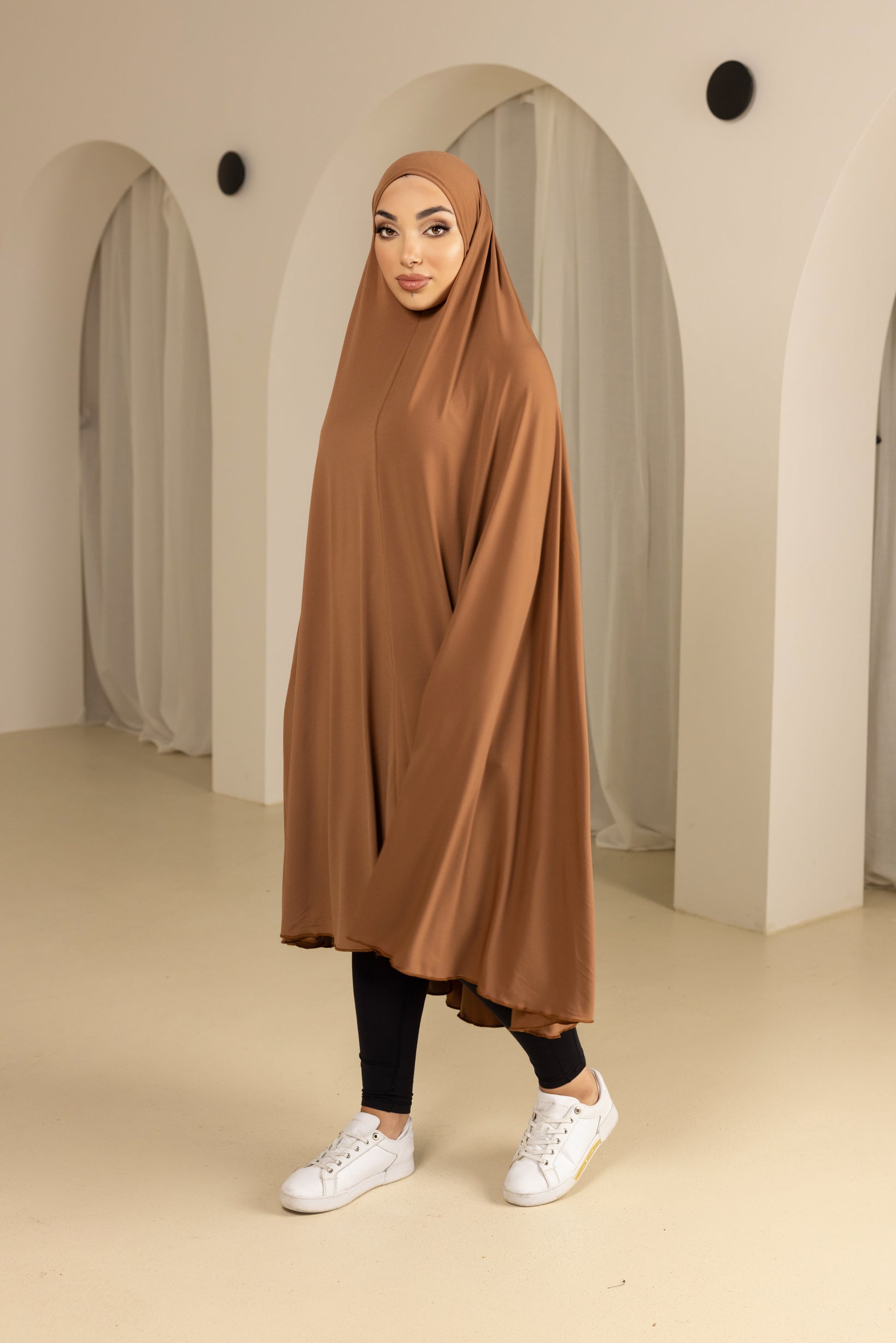 Stylish Jilbab in Shades of Brown - Modest Islamic Scarf for Women - Perfect for Prayer, Daily Wear & Special Occasions