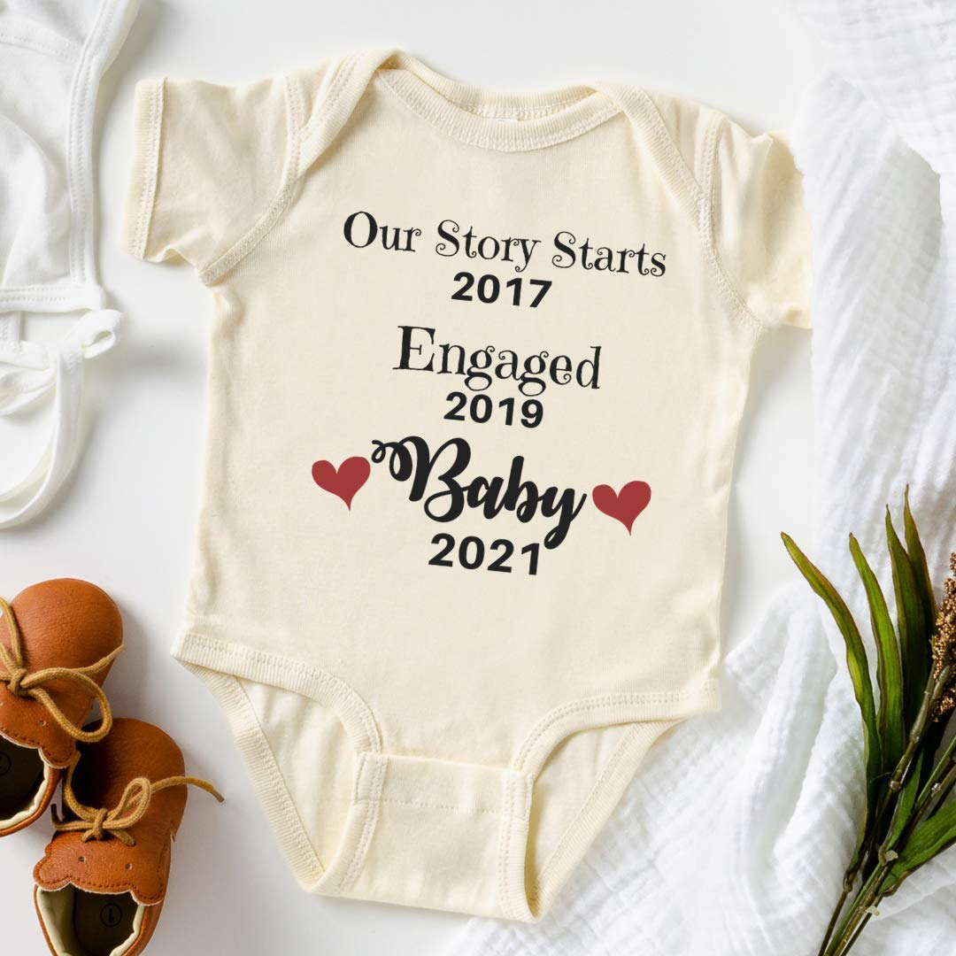 Personalized Pregnancy Announcement Onesie - Cute Husband Baby Reveal Gift for Family | Love Story Design in Cream | Perfect for Gender Reveal, Baby Shower & New Parent Gifts