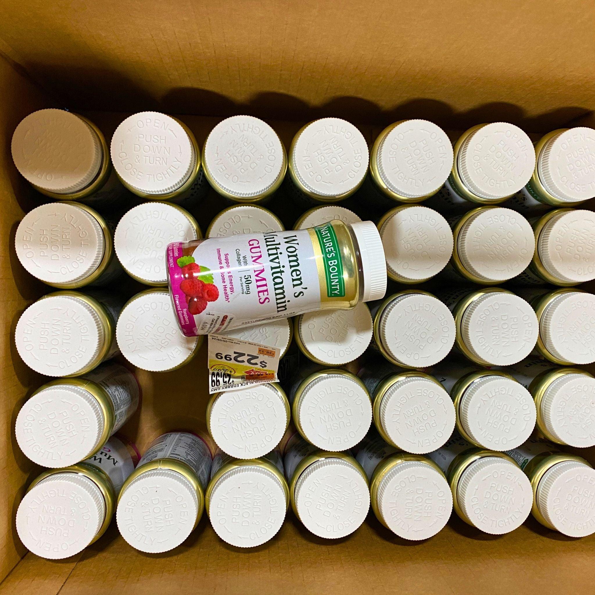 Nature's Bounty Women's Multivitamin Gummies - 40 Count | Hair, Skin & Nails Support | Daily Vitamin Supplement for Women | Perfect for Busy Moms & Working Professionals