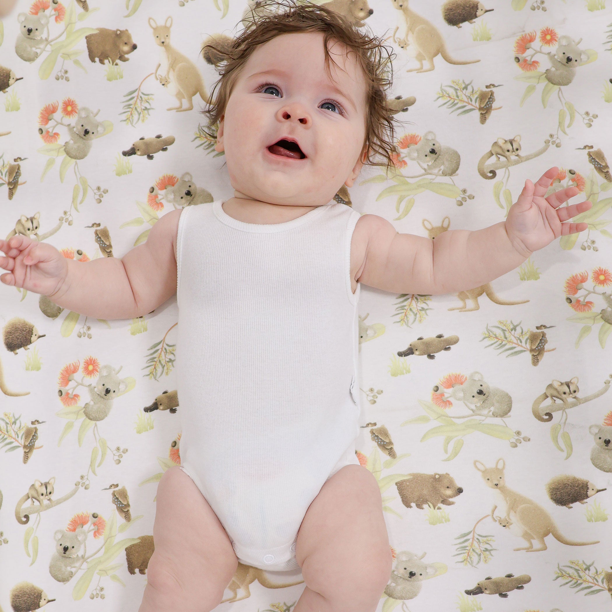 Australian Animals Jersey Cot Fitted Sheet - Soft Baby Crib Sheets with Kangaroo & Koala Prints - Perfect for Nursery, Daycare & Gift Giving