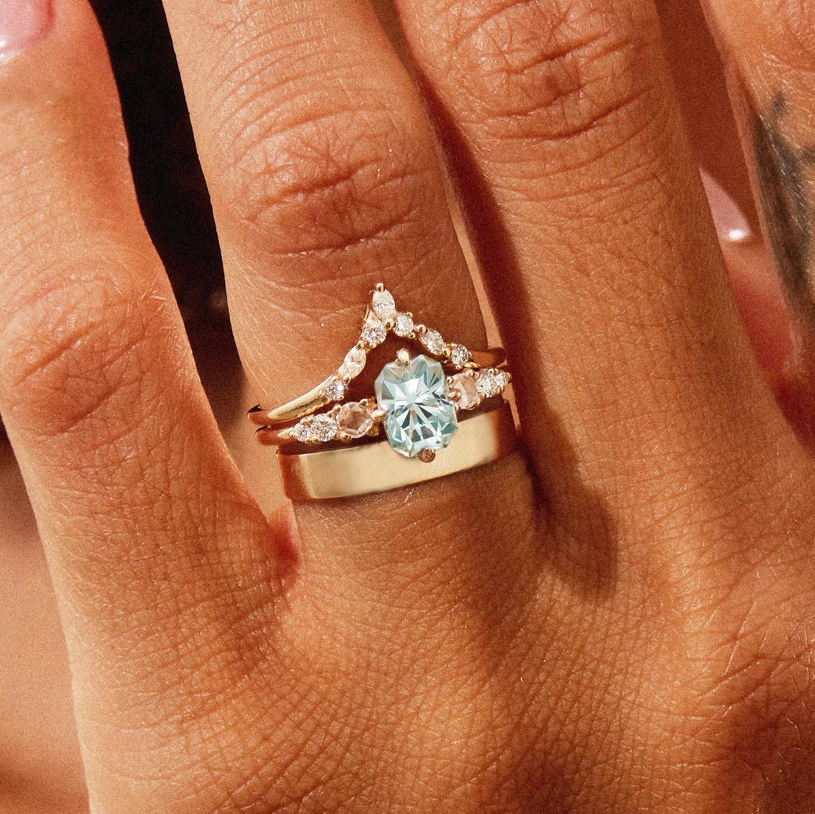 14K Yellow Gold Unique Lunar Radiance Ring with Green & Colorless Sapphire – Perfect for Engagement, Anniversary & Special Occasion Gifts