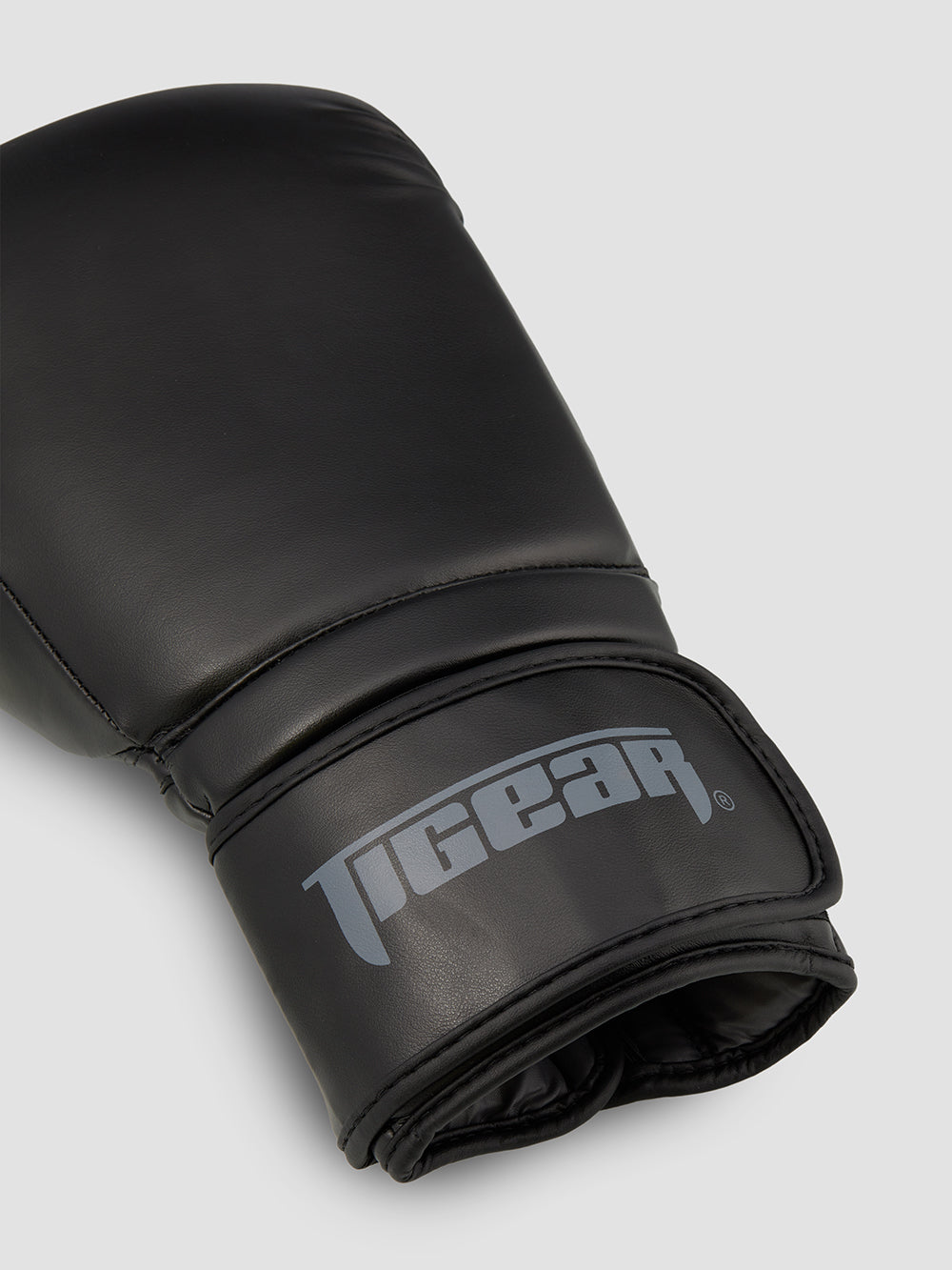Premium Classic 2.0 Boxing Gloves for Training - Professional Quality Leather MMA & Sparring Gloves - Ideal for Boxing, Kickboxing, Muay Thai & Fitness Workouts