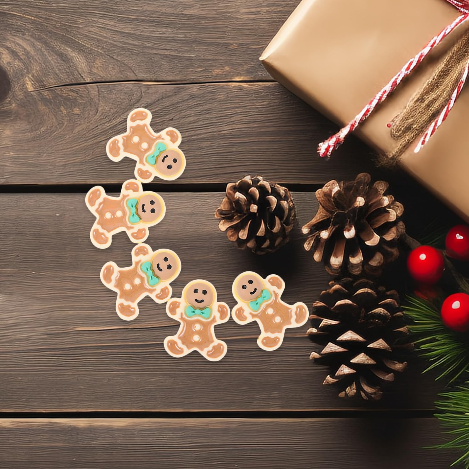NUOBESTY 40pcs Resin Gingerbread Man Ornaments - Christmas Tree Decorations, DIY Crafts, Phone Case & Keychain Accessories - Perfect for Holiday Decor, Gift Giving, and Festive Home Party Scenes