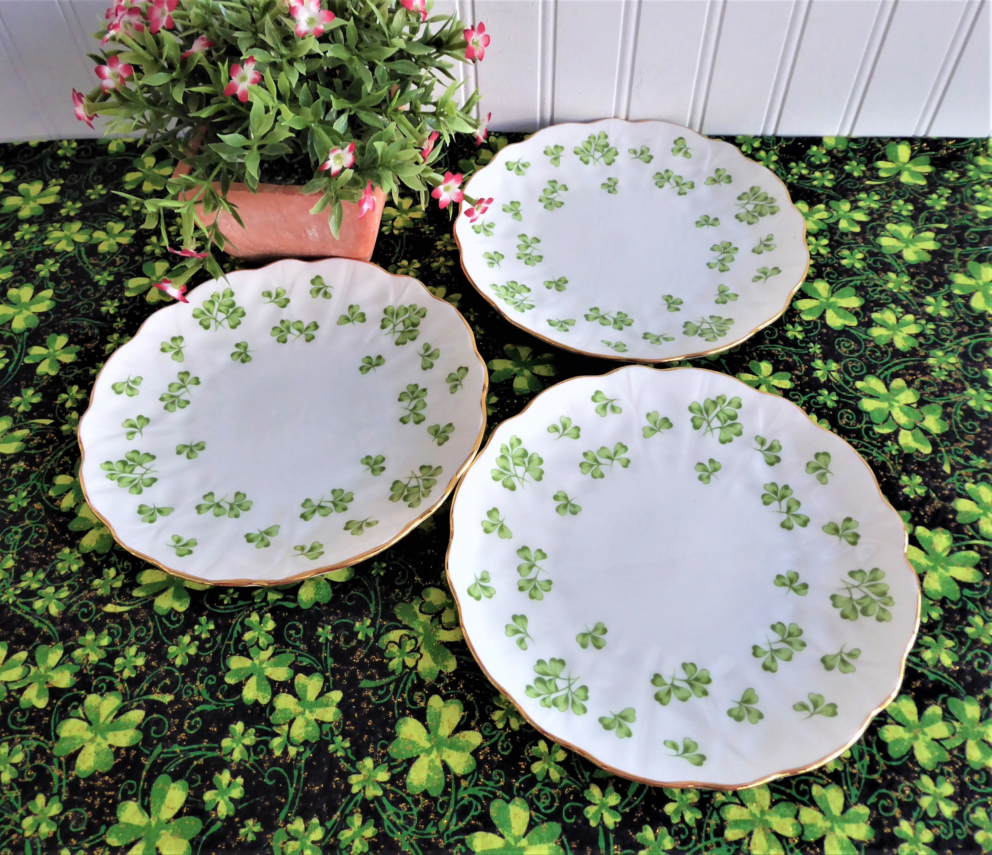 Vintage Aynsley Shamrock Set of 3 Green Irish Bone China Plates - 1950s English Dinnerware for Bread & Dessert | Perfect for St. Patrick's Day, Tea Parties & Collectible Display