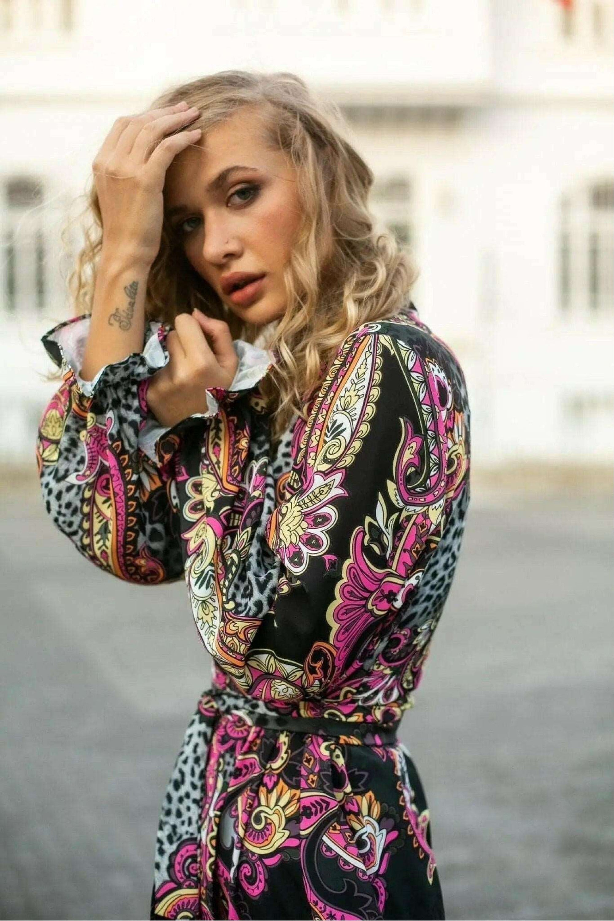 LiLiana Women's Open Front Kimono Robe - Lightweight Floral Lace Cover Up for Beach, Pool, and Lounge Wear