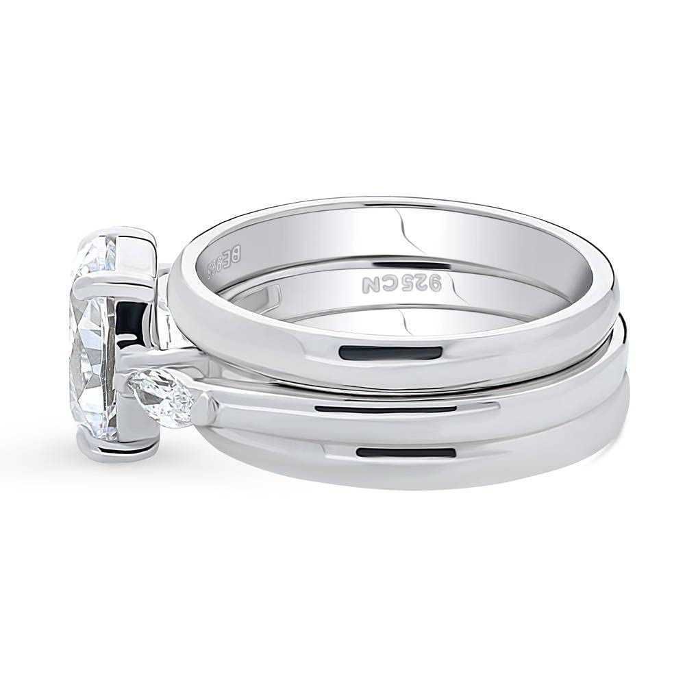 BERRICLE Sterling Silver 3-Stone Oval Cut Cubic Zirconia Engagement Ring Set for Women - 2.5 Carat CZ Wedding Band, Rhodium Plated, Size 4-10 - Perfect for Proposals, Anniversaries & Special Occasions
