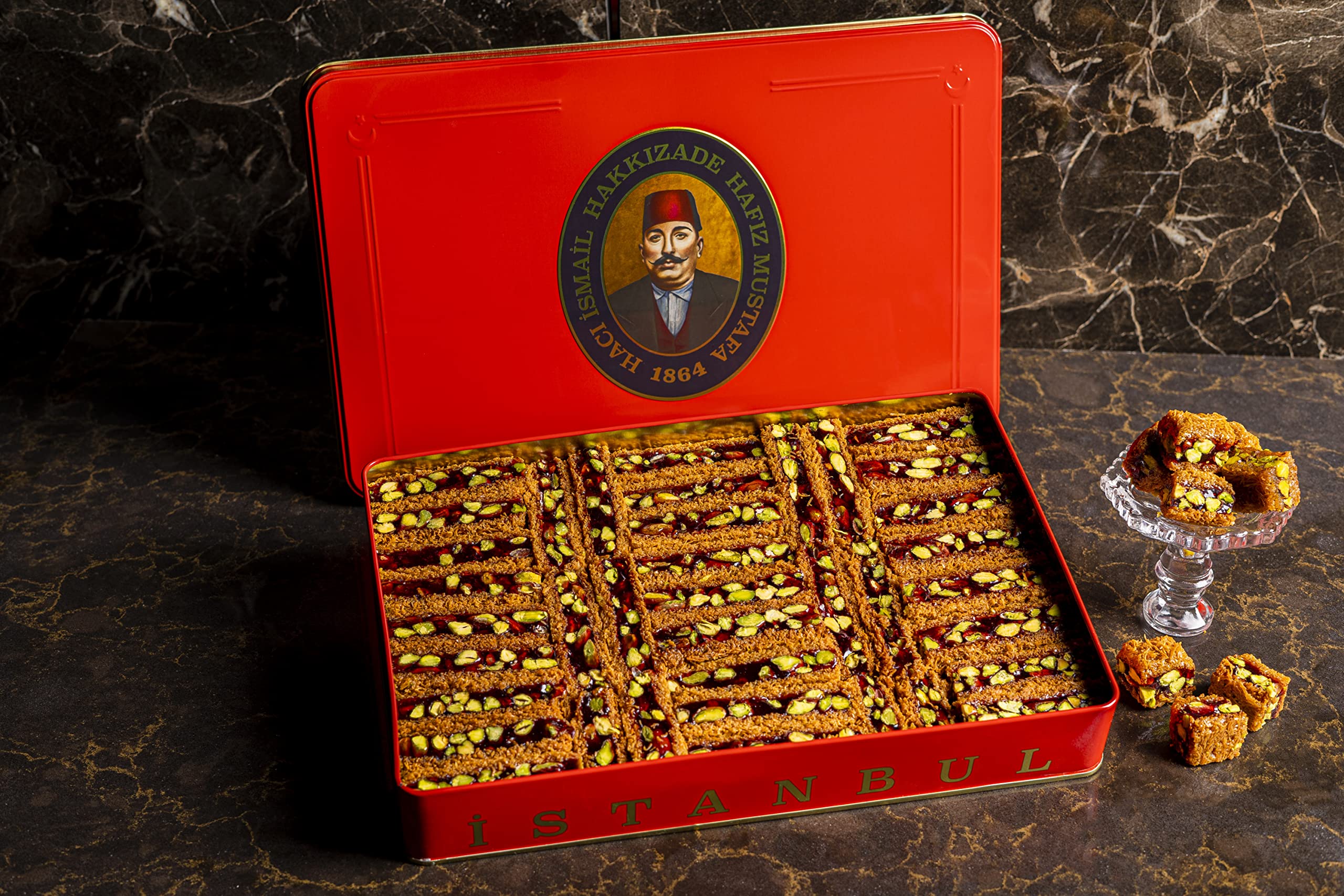Hafiz Mustafa 1864 Istanbul Turkish Delight & Ottoman Kadaifi Dessert Snacks - Pistachio, Pomegranate, Milk Flavored Turkish Sweets Gift Box for Birthday, Christmas, Holiday Gifts - Perfect for Parties, Family Gatherings & Special Occasions