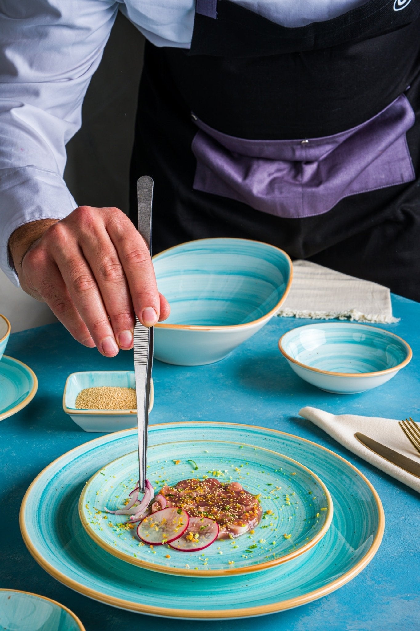 Aqua Blue 23cm Dessert Plate - Elegant Ceramic Serving Dish for Cakes, Pastries & Appetizers - Perfect for Parties, Weddings & Home Dining