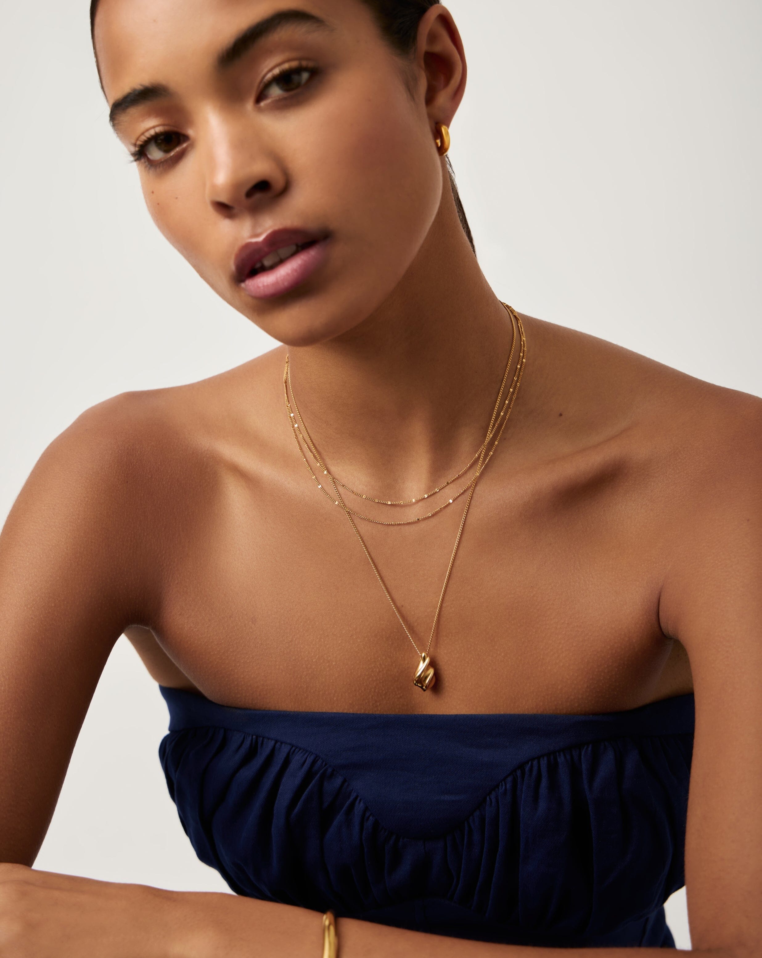 Savi Ridge Droplet Pendant Necklace - 18k Gold Plated Elegant Jewelry for Women | Perfect for Weddings, Parties & Everyday Wear