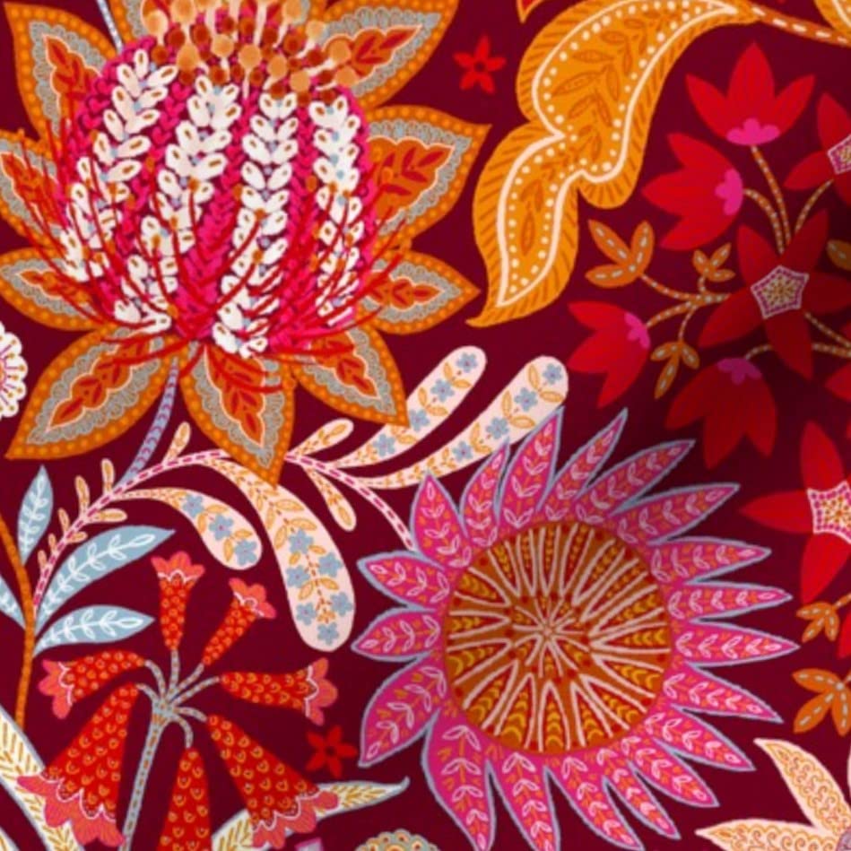 Australian Christmas Chintz Floral Pattern Printed Minky Fabric - Fat Quarter for Sewing Baby Blankets, Quilt Backing & Plush Projects - Soft Winter Holiday Fabric for DIY Crafts, Home Decor & Gift Making