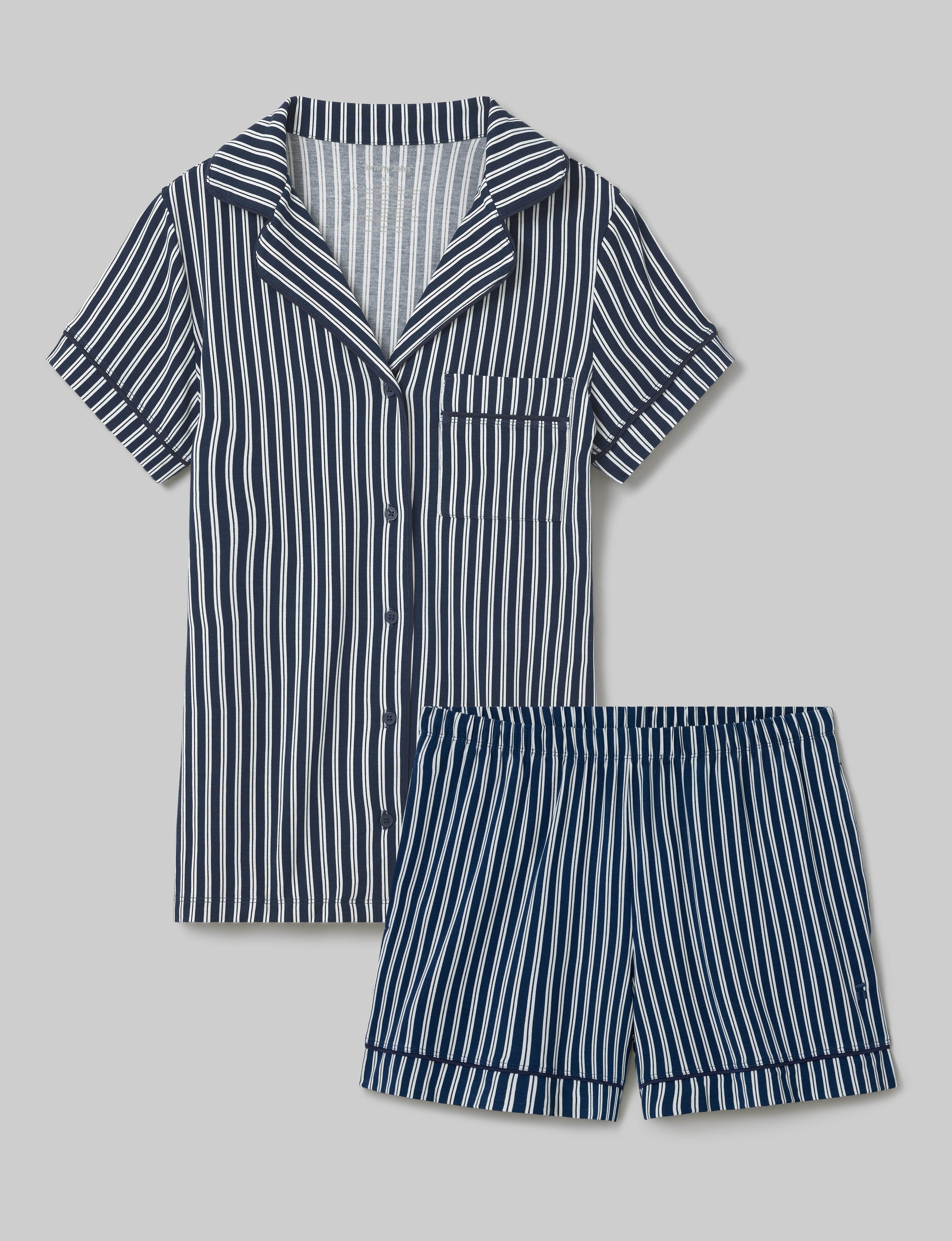 Comfy Women's Pajama Set - Soft Sleepwear Top & Shorts for Lounge & Relaxation at Home | Perfect for Nightwear, Vacation & Cozy Evenings
