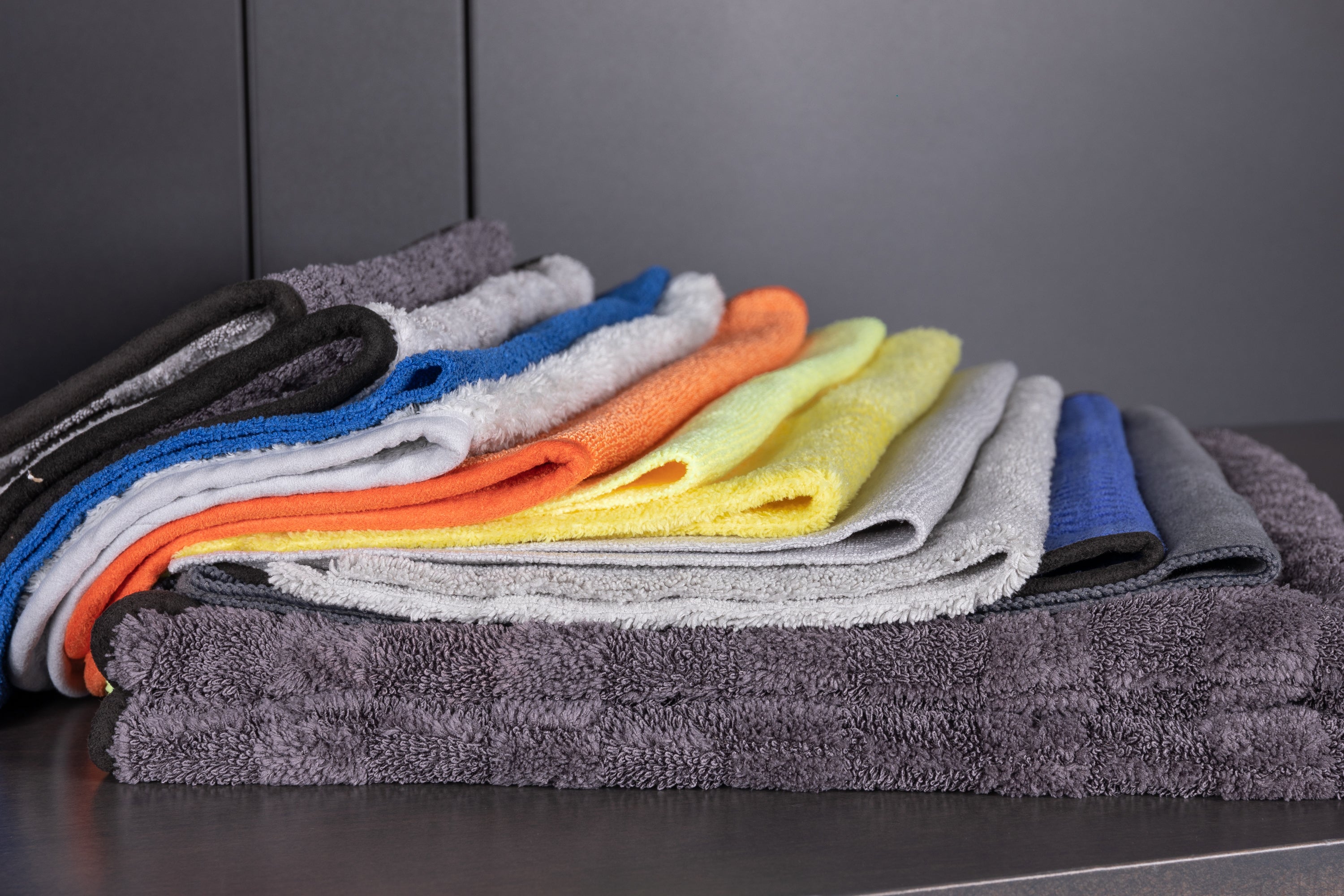 Premium Microfiber 3.0 Towel Sampler Kit - Ultra Absorbent, Quick Drying Cleaning Cloths for Cars, Kitchen, Gym & Home Use