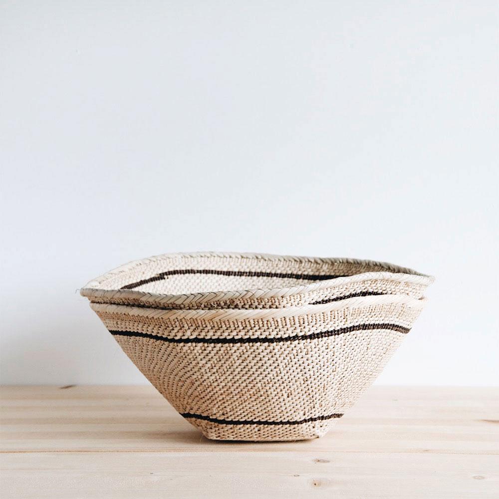 Natural Palm Leaf Table Basket - Handwoven Storage Organizer for Fruits, Bread, and Home Decor | Perfect for Kitchen, Dining Room, and Farmhouse Style Decor