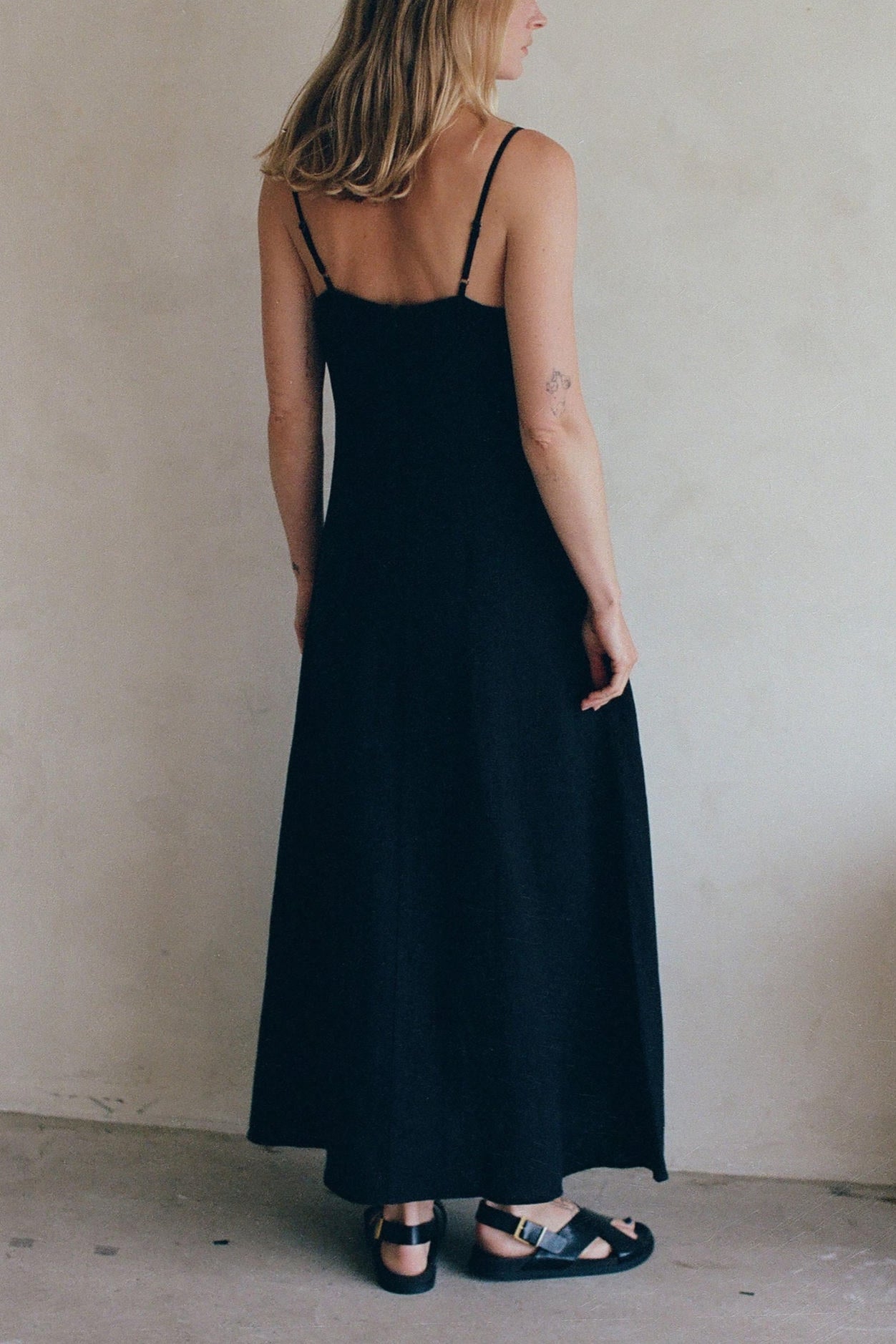 Layover Linen Maxi Dress - Women's Flowy Boho Long Dress with Pockets | Perfect for Beach Vacations, Summer Outings & Casual Date Nights