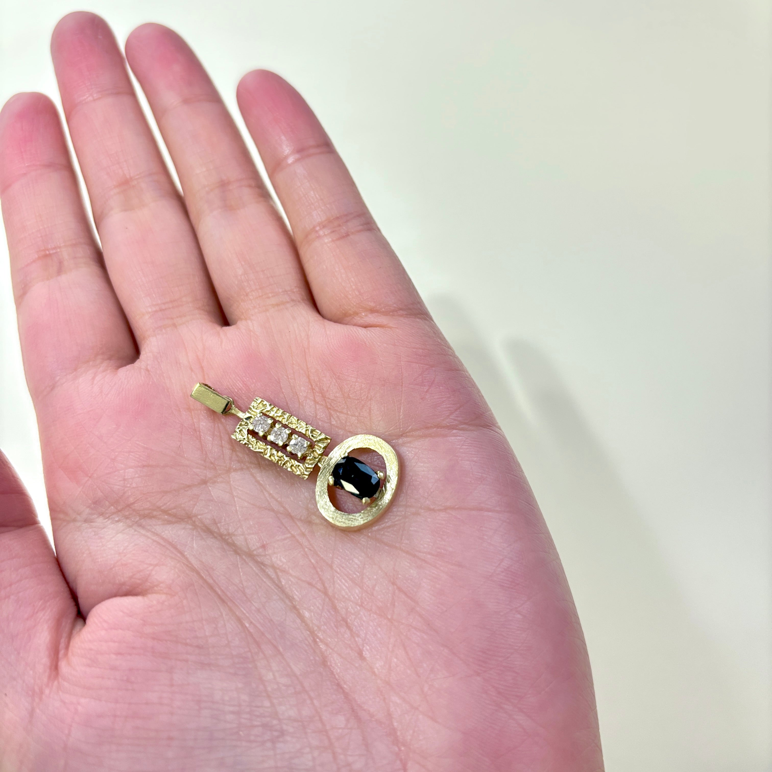 14K Yellow Gold Sapphire & Diamond Pendant Necklace | 0.20ctw Diamond & 1.09ctw Sapphire | Elegant Jewelry Gift for Women | Perfect for Anniversary, Birthday & Special Occasions