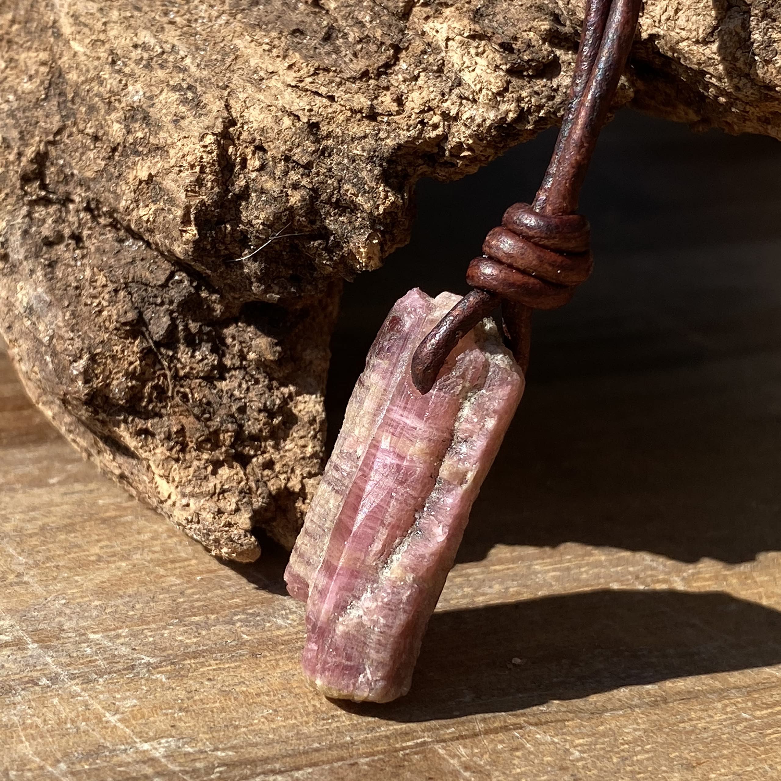 Natural Pink Tourmaline Necklace for Women - Healing Crystal Pendant, Boho Choker Jewelry Gift for Girlfriend, Birthday, Anniversary | Raw Gemstone, Summer Vibes, Hippie Style | Perfect for Meditation, Yoga, Spiritual Healing and Everyday Boho Fashion