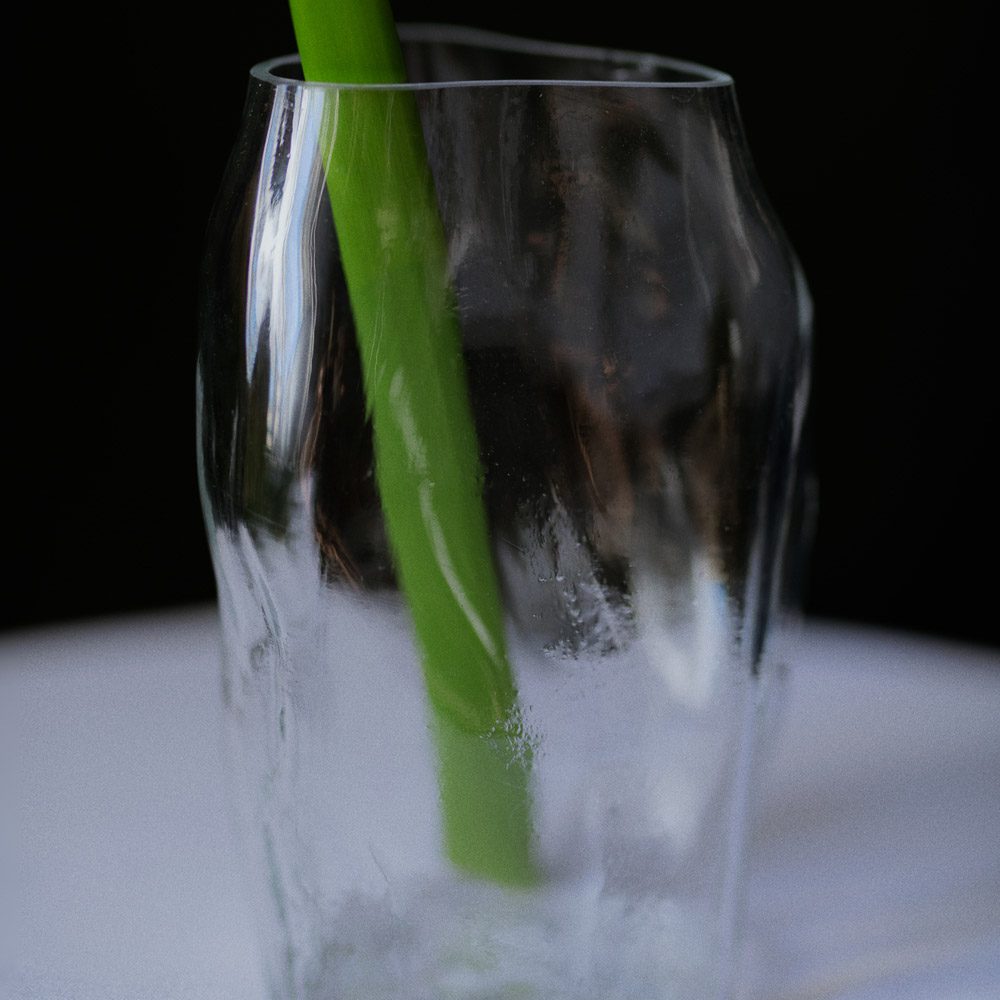 NEW WORKS Blaehr Small Clear Glass Vase - Elegant Home Decor for Centerpieces, Wedding, Dining Table & Living Room