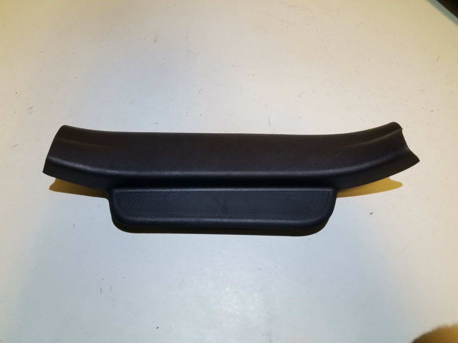 04 05 06 Scion XA Right Rear Passenger Side Door Sill Scuff Plate Trim Cover - OEM Replacement Part for Car Interior Protection & Style Upgrade