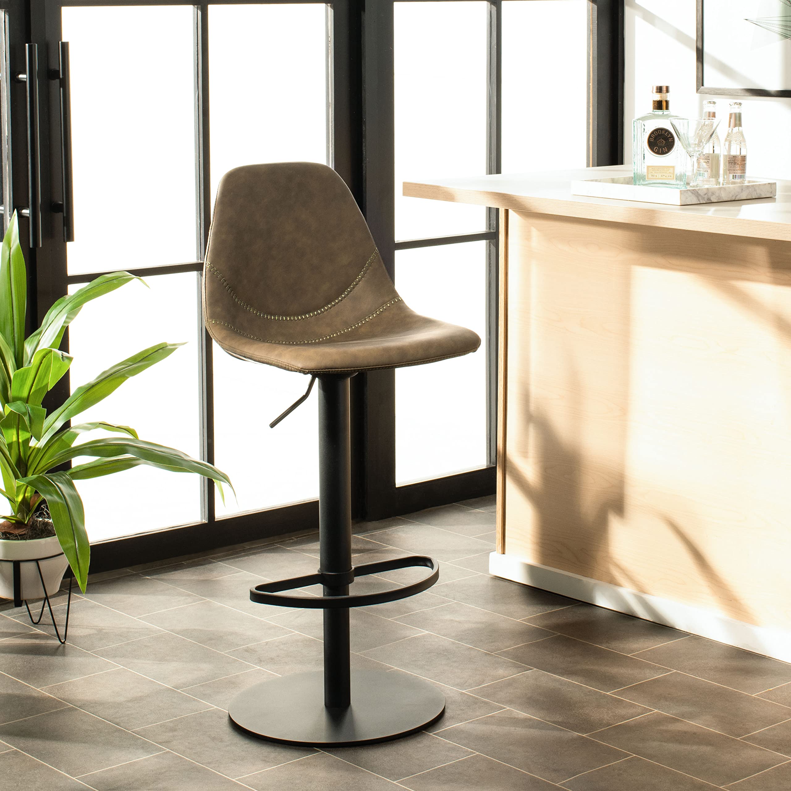 Safavieh Home Collection Sky Cognac Adjustable Swivel Bar Stool - Modern Counter Height Bar Stool with 360° Rotation for Kitchen Island, Breakfast Nook & Home Bar