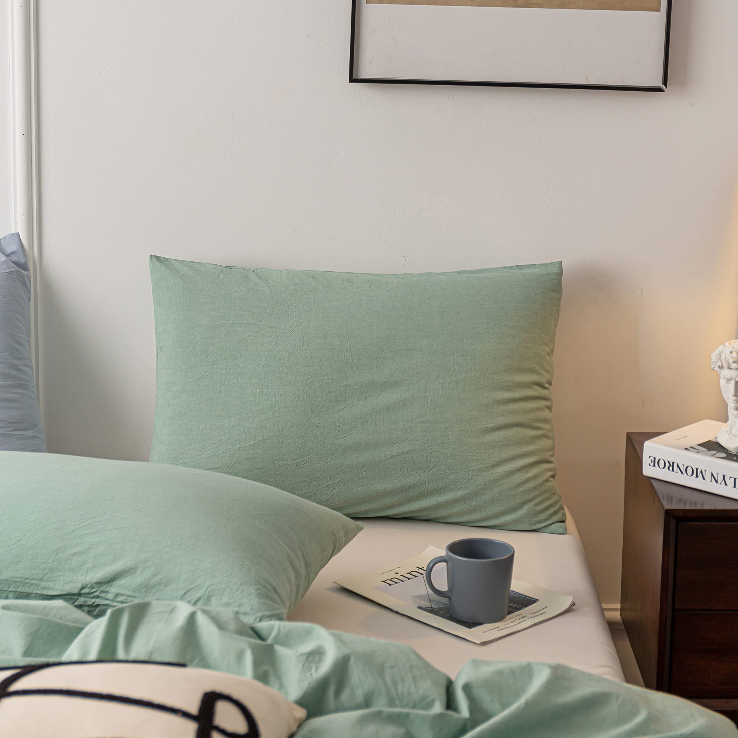 Janlive 100% Washed Cotton Duvet Cover Queen Size - Ultra Soft Solid Green Bedding Set with Zipper Closure (3-Piece) | Breathable & Hypoallergenic for All-Season Comfort in Master Bedroom, Guest Room or Dorm