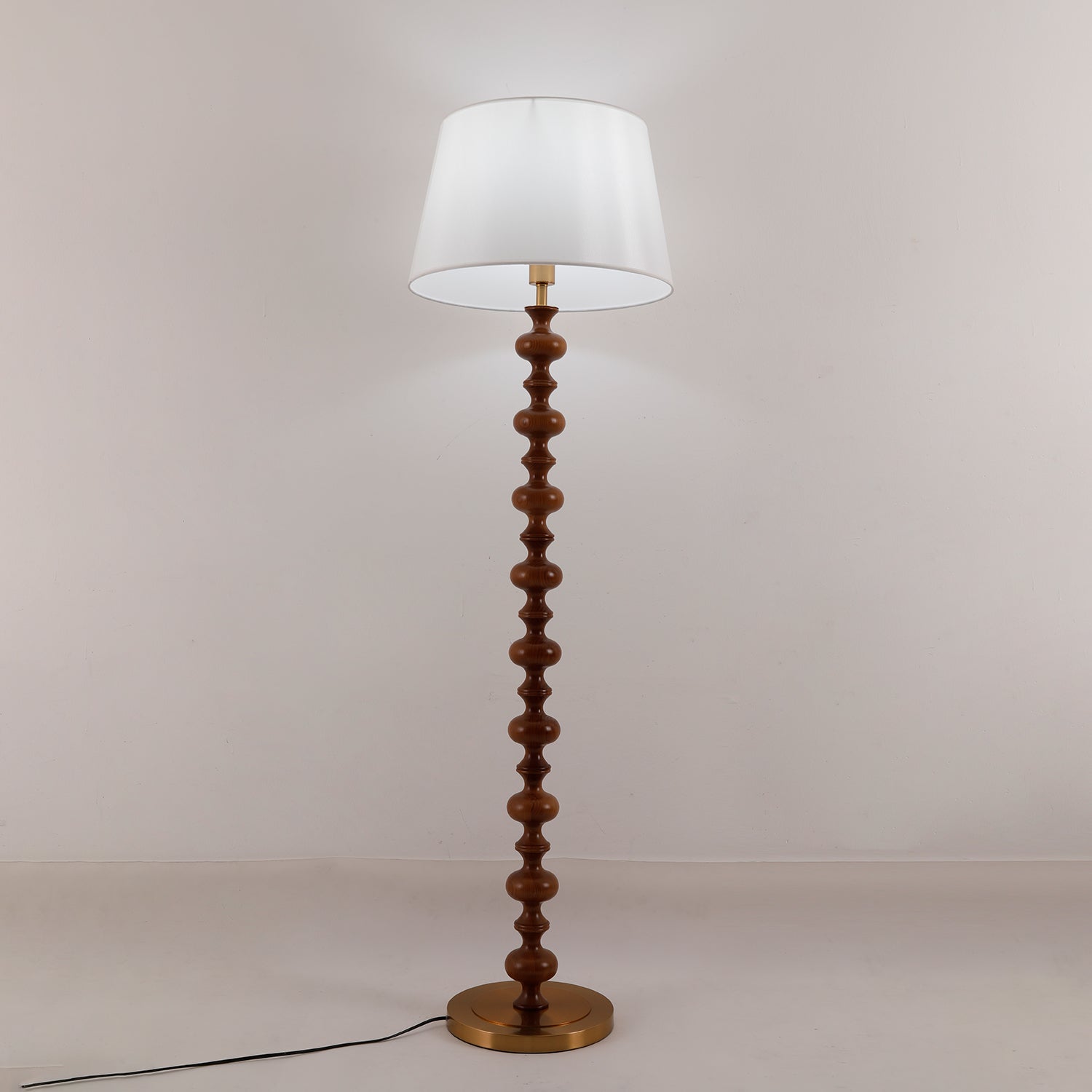 Modern Eleanor Floor Lamp - Adjustable LED Standing Light for Living Room, Bedroom & Office - Stylish Home Decor Lighting for Reading & Relaxation