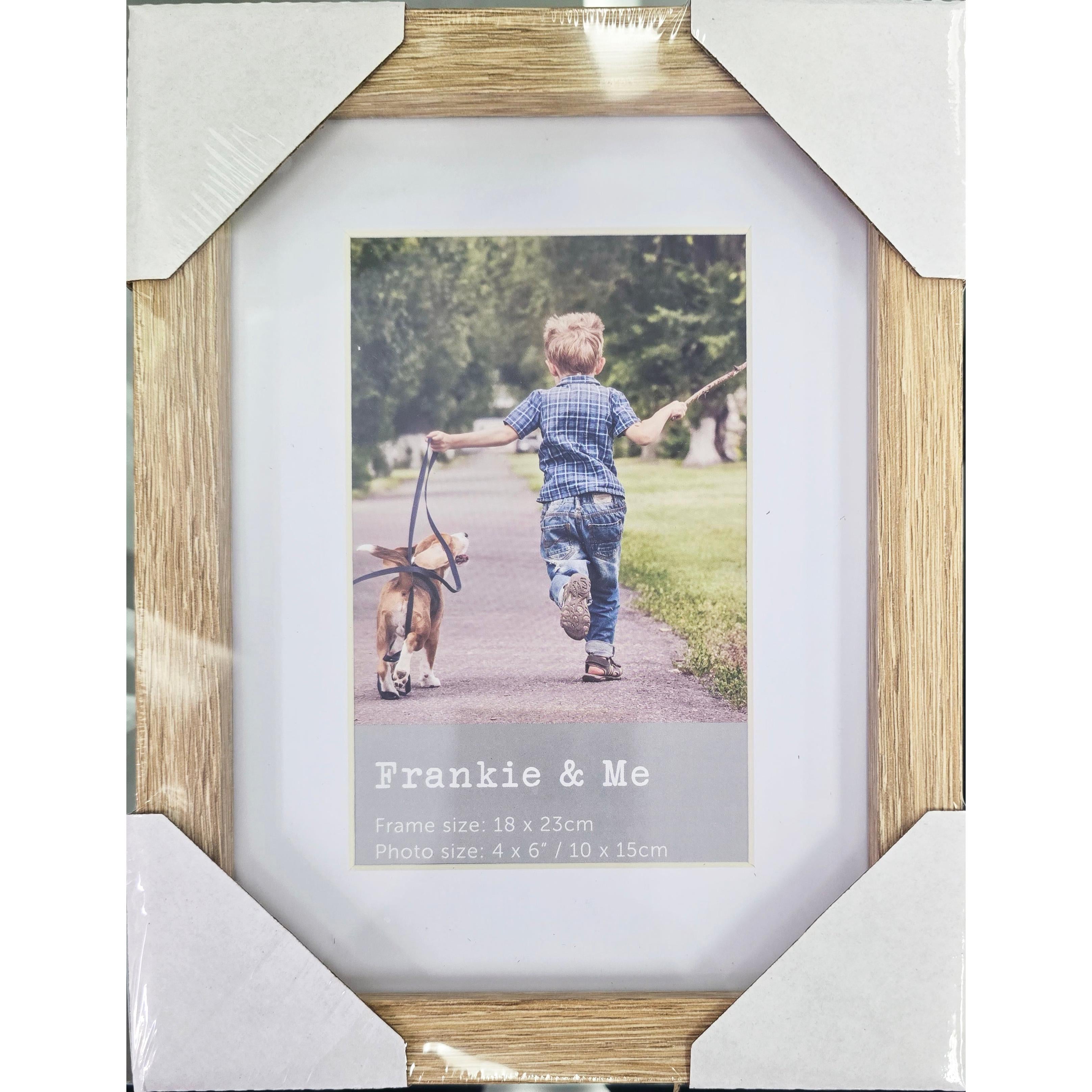 Frankie and Me Oak & White Border 6x4 Photo Frame - Elegant Wood Picture Frame for Wall or Tabletop Display - Perfect for Home Decor, Wedding Photos, and Office Display
