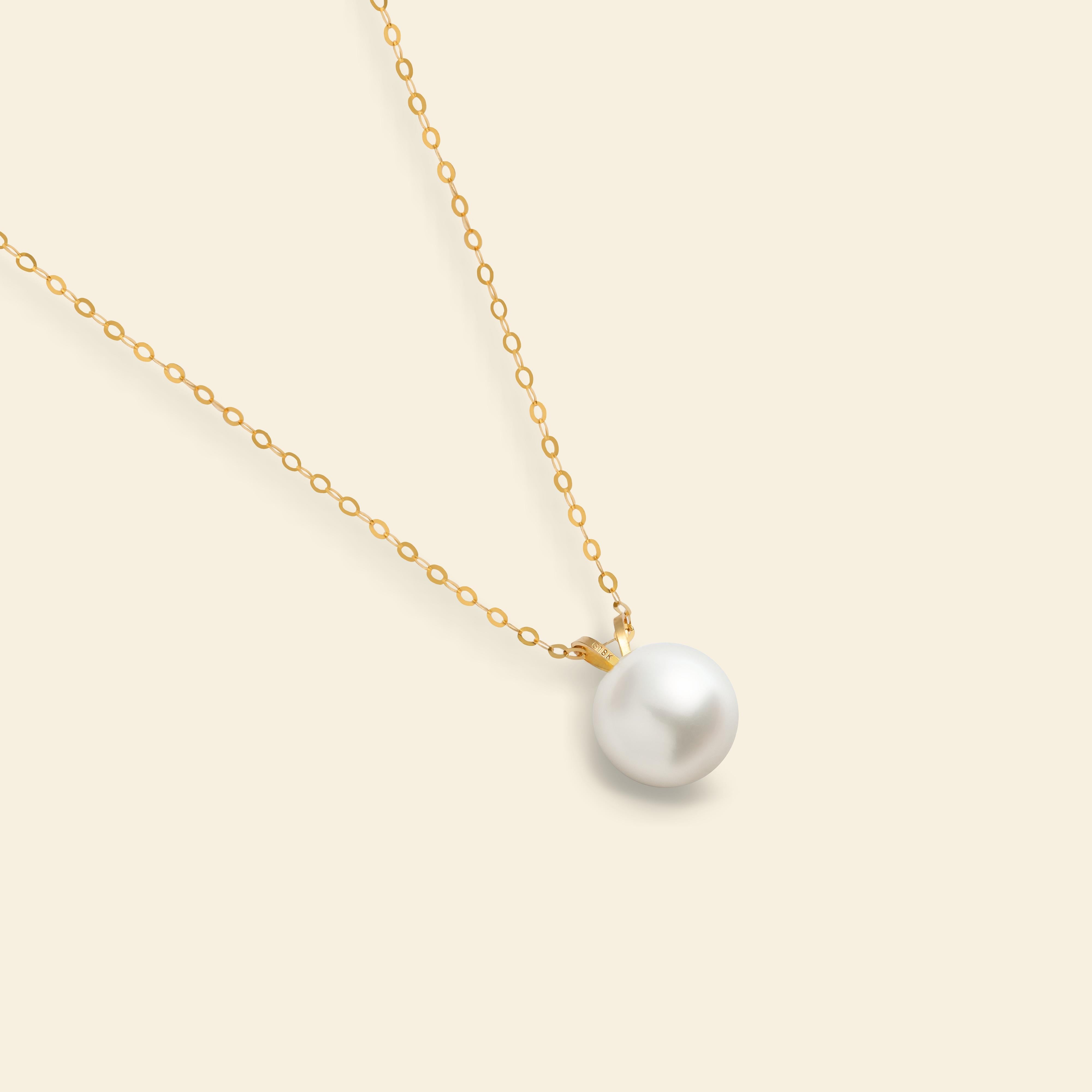 AAAA Grade Lustrous Pearl V Bale Pendant Necklace for Women - Elegant Jewelry Gift for Wedding, Anniversary & Special Occasions