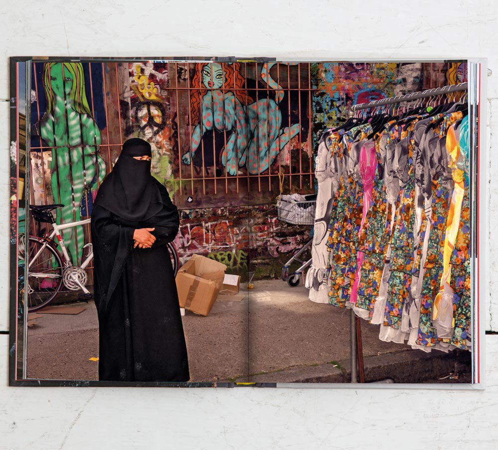 Shoreditch Wild Life - Book 4: East London Photo Stories | Urban Photography Collection, Street Art & Culture | Perfect for Travel Enthusiasts & Photography Lovers