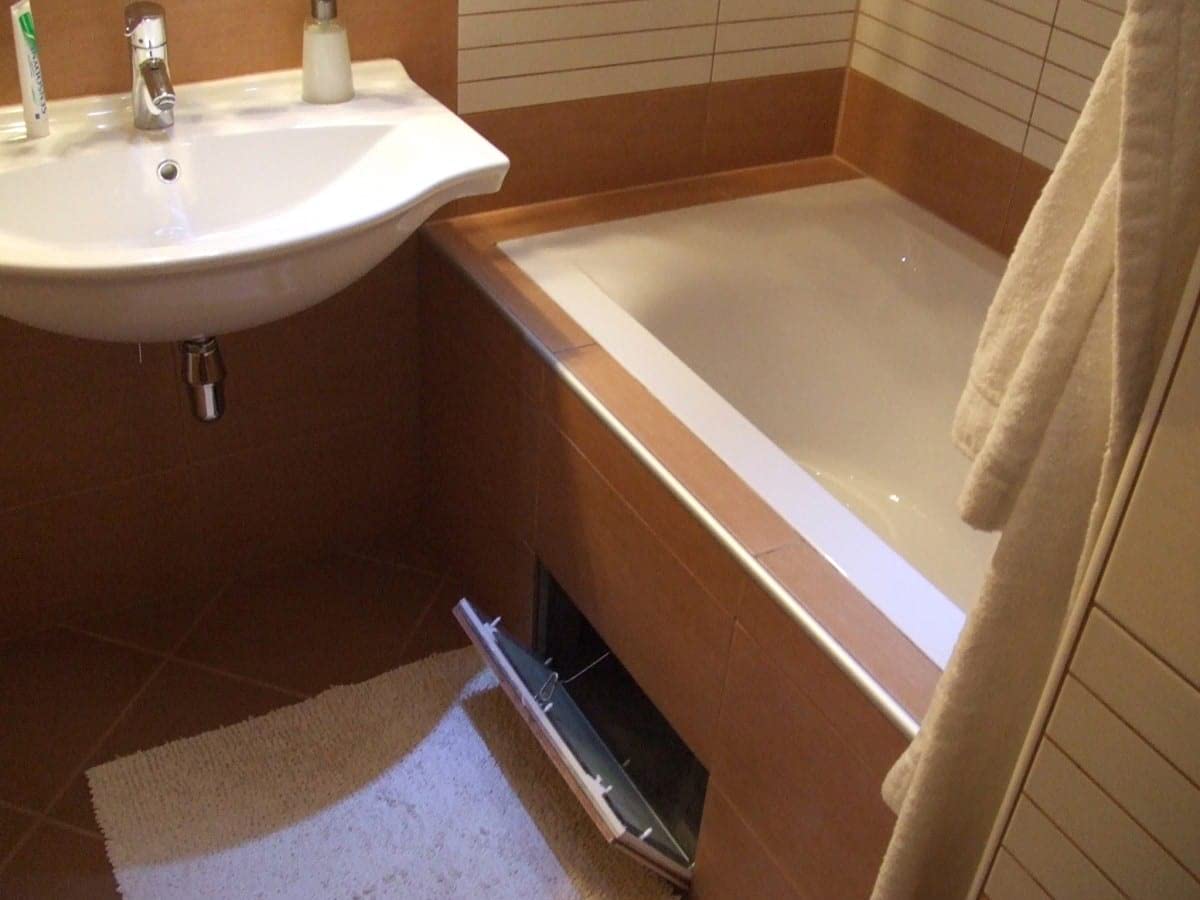 System F3 - Removable Access Panel for Tile & 1/2