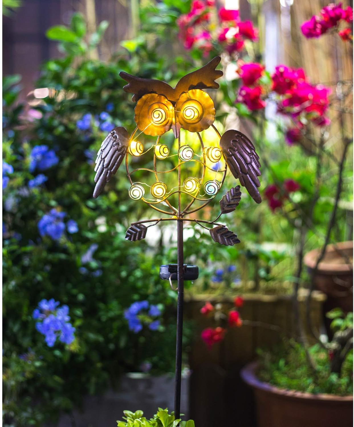 Solar Powered Owl Garden Lights Outdoor - Bronze Metal LED Stake Lights for Walkway, Pathway, Yard, Lawn - Weatherproof Decorative Lighting for Patio, Garden Decor, Landscape Illumination