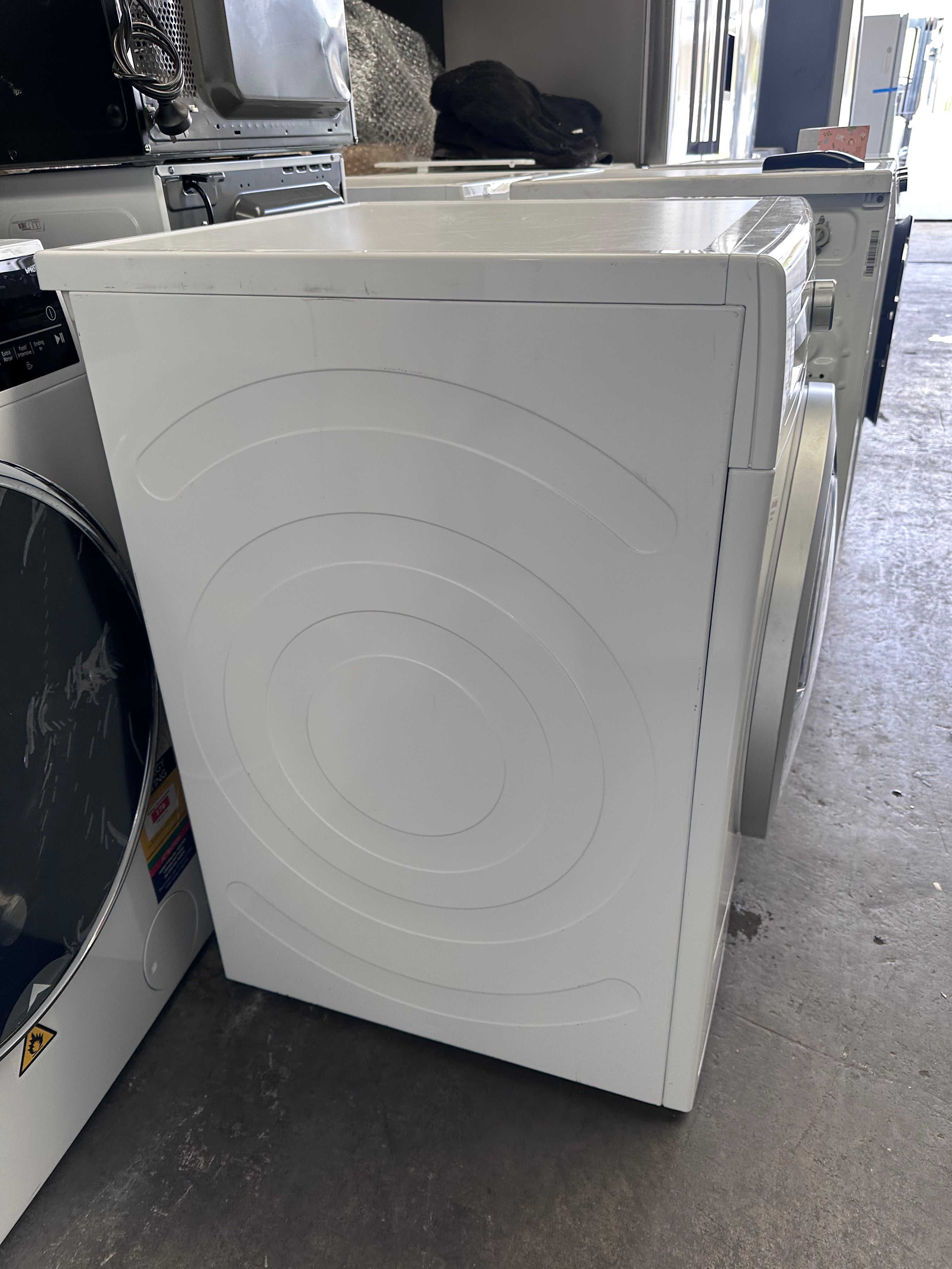 Bosch Series 8 9kg Heat Pump Tumble Dryer with Self-Cleaning Condenser - WTW87564AU Refurbished | Made in Germany | Perfect for Large Families & Energy-Efficient Laundry