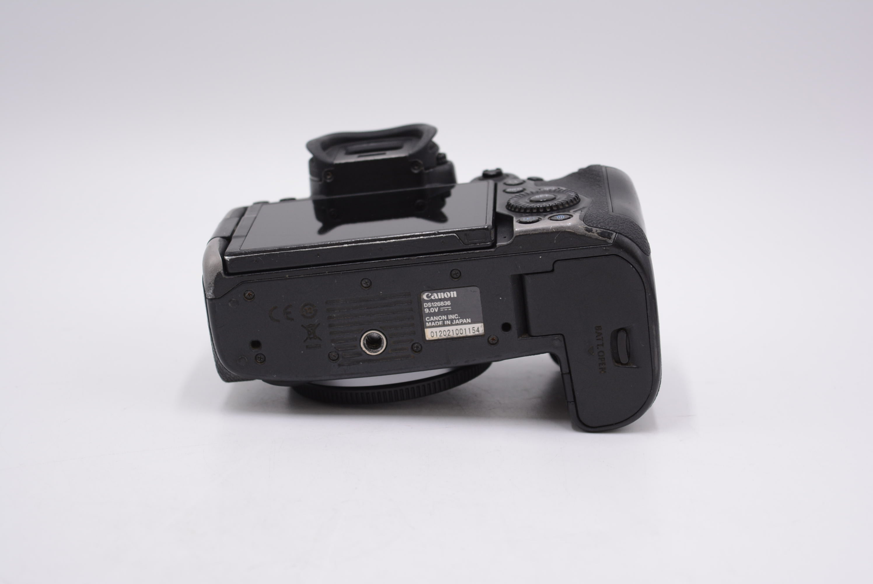 Canon EOS R5 Mirrorless Camera (Used) - 45MP Full Frame, 8K Video, IBIS - Perfect for Professional Photography & Videography